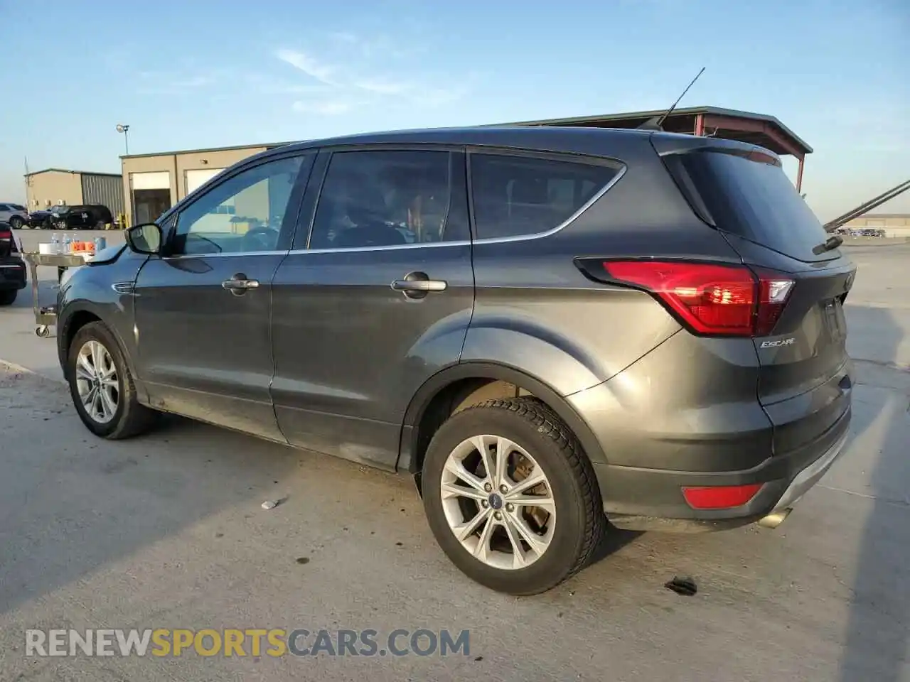 2 Photograph of a damaged car 1FMCU0GD7KUB56439 FORD ESCAPE 2019