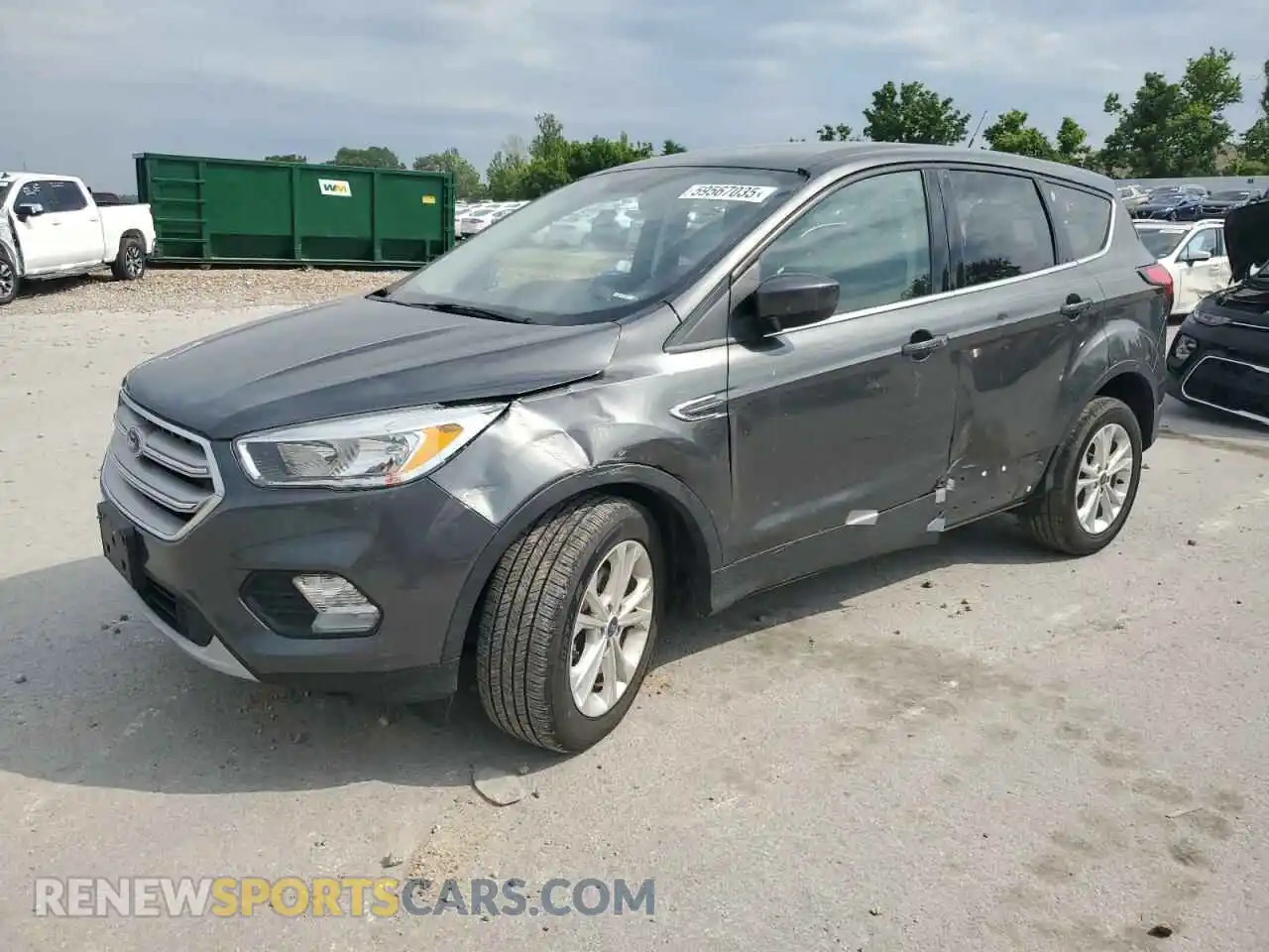1 Photograph of a damaged car 1FMCU0GD7KUC26196 FORD ESCAPE 2019