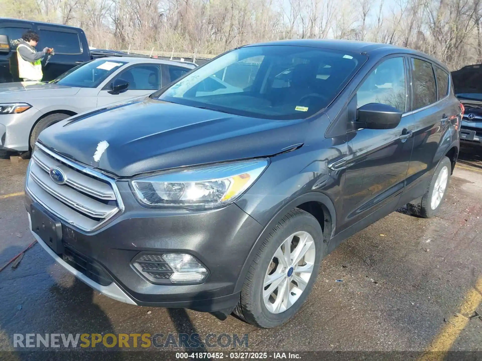2 Photograph of a damaged car 1FMCU0GD9KUB58550 FORD ESCAPE 2019