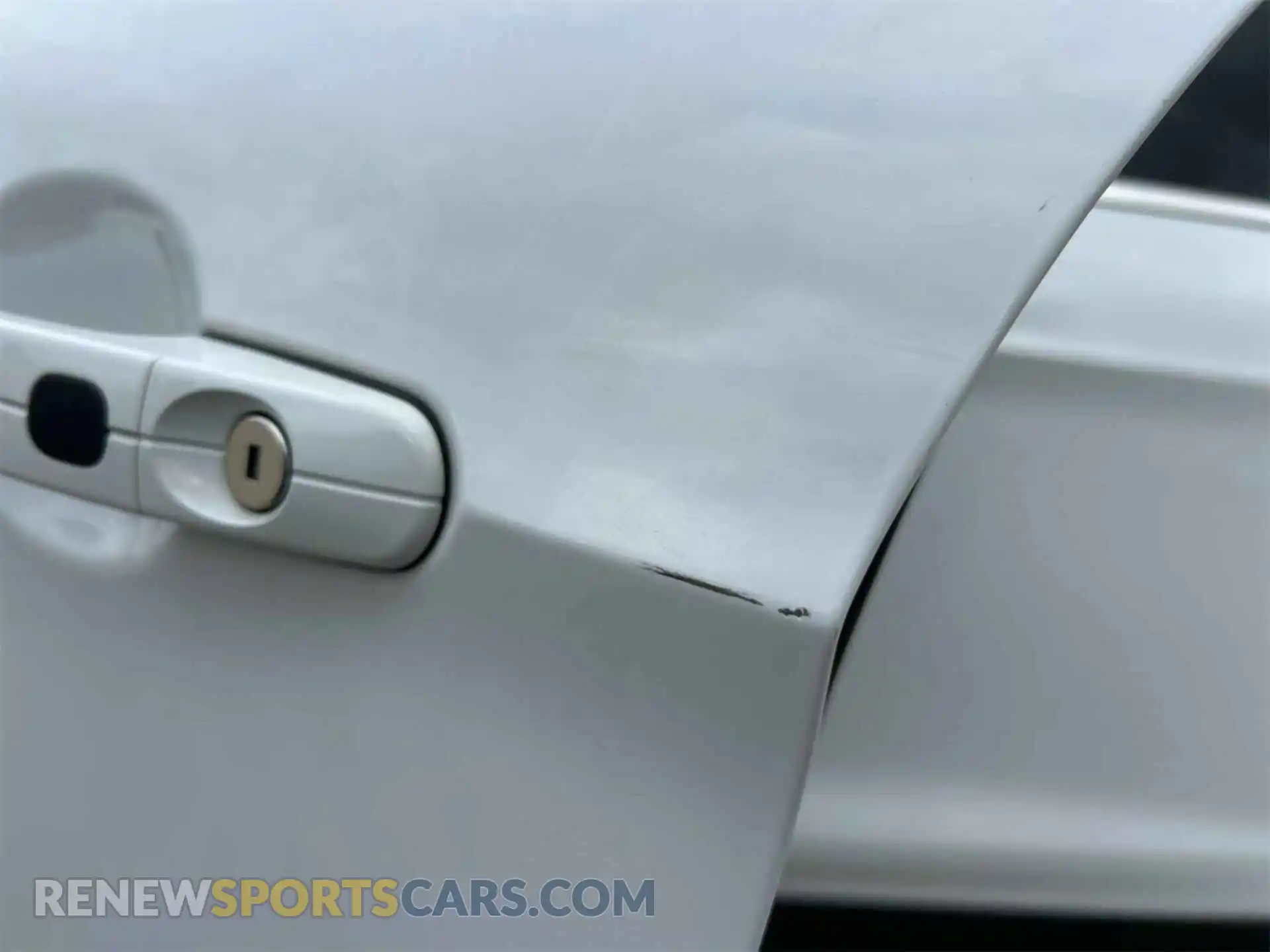 1 Photograph of a damaged car 1FMCU0GD9KUC52668 FORD ESCAPE 2019