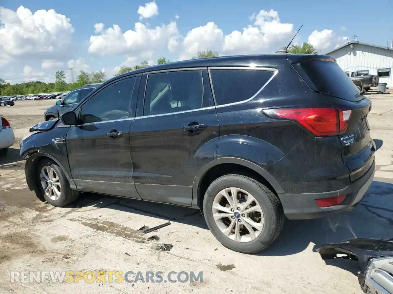 2 Photograph of a damaged car 1FMCU0GDXKUB25766 FORD ESCAPE 2019