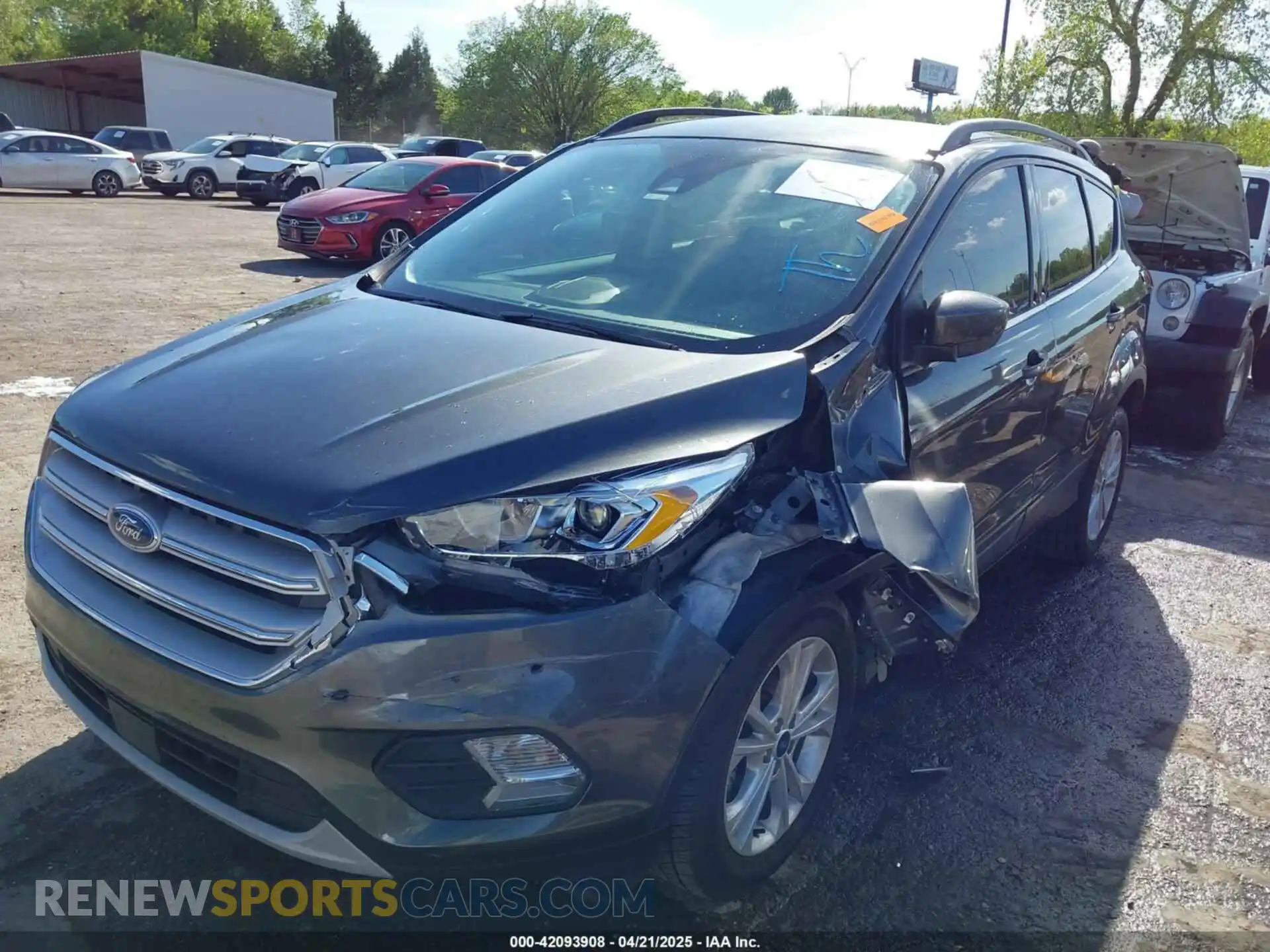 2 Photograph of a damaged car 1FMCU0HD2KUC52834 FORD ESCAPE 2019