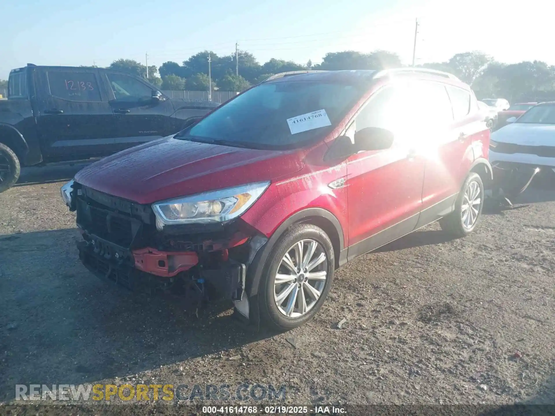 2 Photograph of a damaged car 1FMCU0HD7KUB20913 FORD ESCAPE 2019