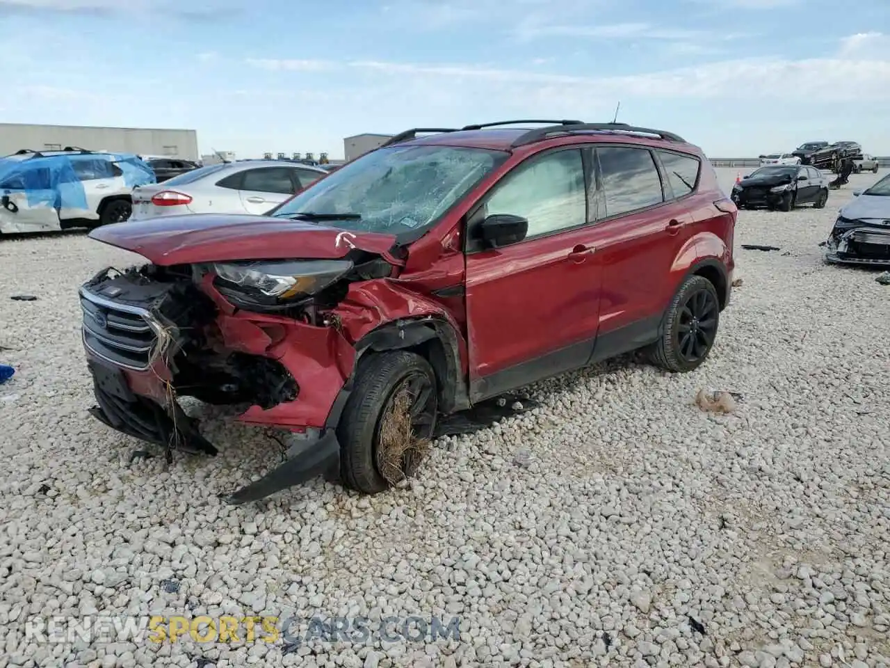 1 Photograph of a damaged car 1FMCU9GD0KUB28860 FORD ESCAPE 2019