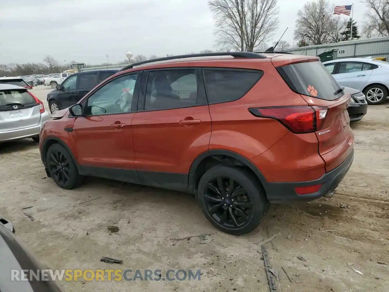 2 Photograph of a damaged car 1FMCU9GD0KUB59820 FORD ESCAPE 2019