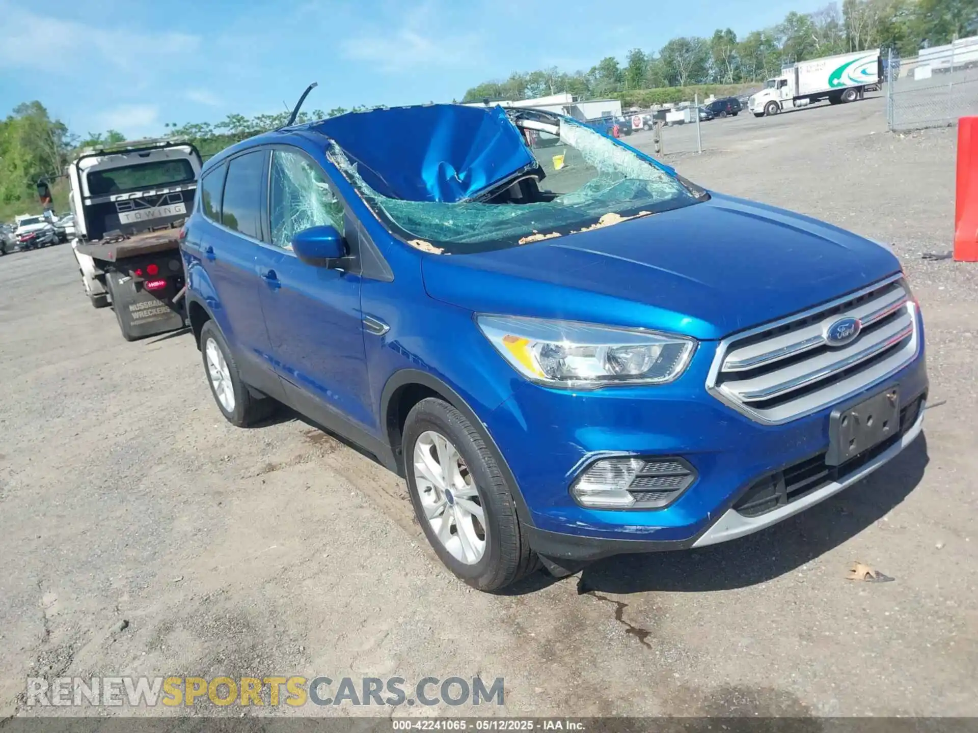 1 Photograph of a damaged car 1FMCU9GD0KUB92008 FORD ESCAPE 2019