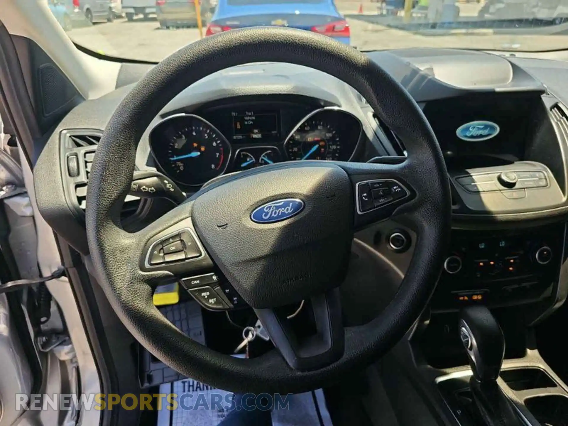 1 Photograph of a damaged car 1FMCU9GD1KUB65013 FORD ESCAPE 2019
