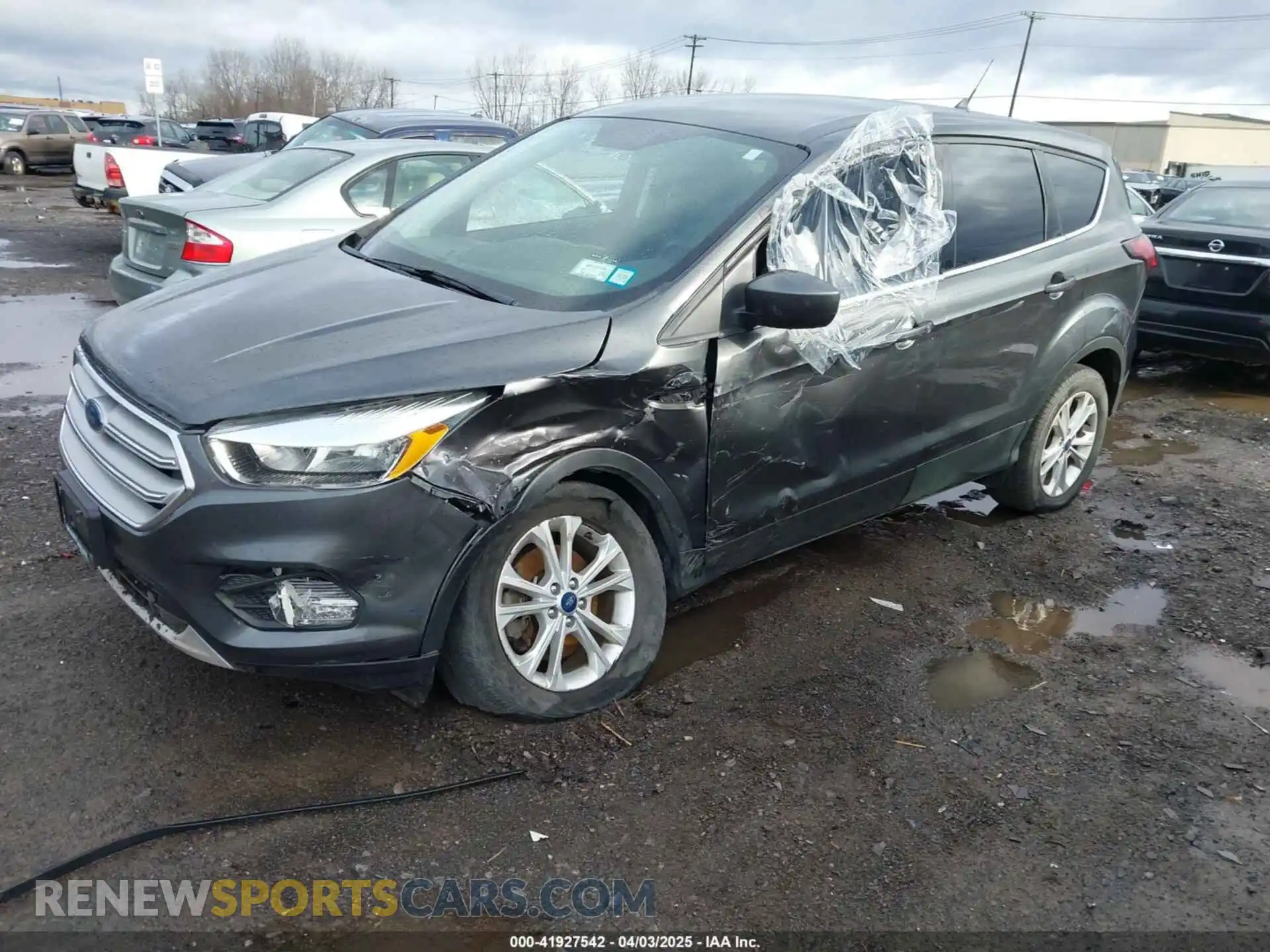 2 Photograph of a damaged car 1FMCU9GD1KUB77355 FORD ESCAPE 2019