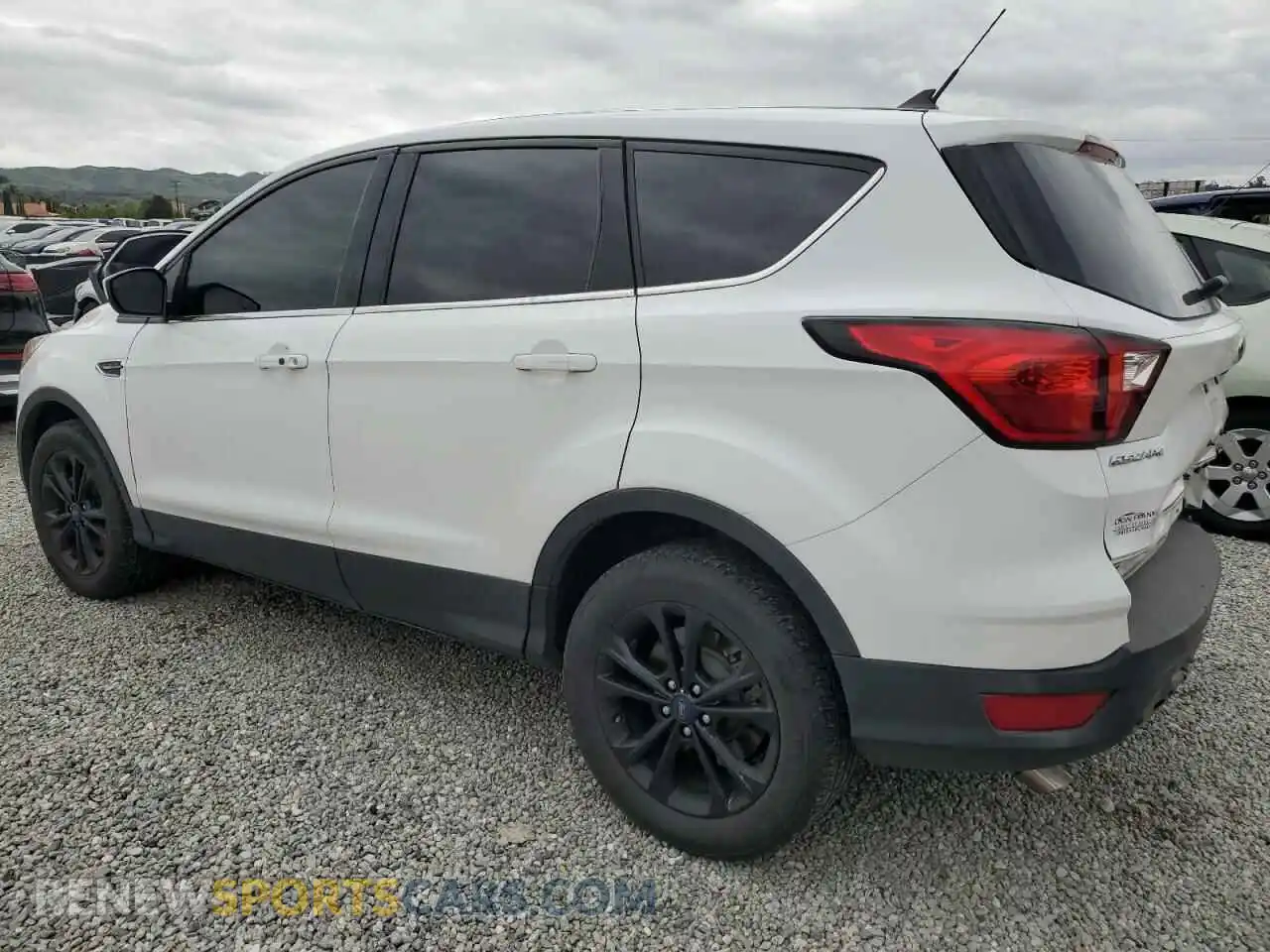 2 Photograph of a damaged car 1FMCU9GD1KUC50224 FORD ESCAPE 2019
