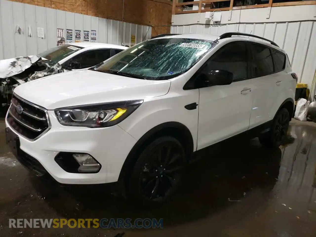 1 Photograph of a damaged car 1FMCU9GD2KUB80992 FORD ESCAPE 2019
