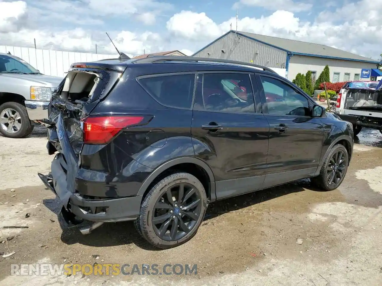 3 Photograph of a damaged car 1FMCU9GD2KUB99302 FORD ESCAPE 2019