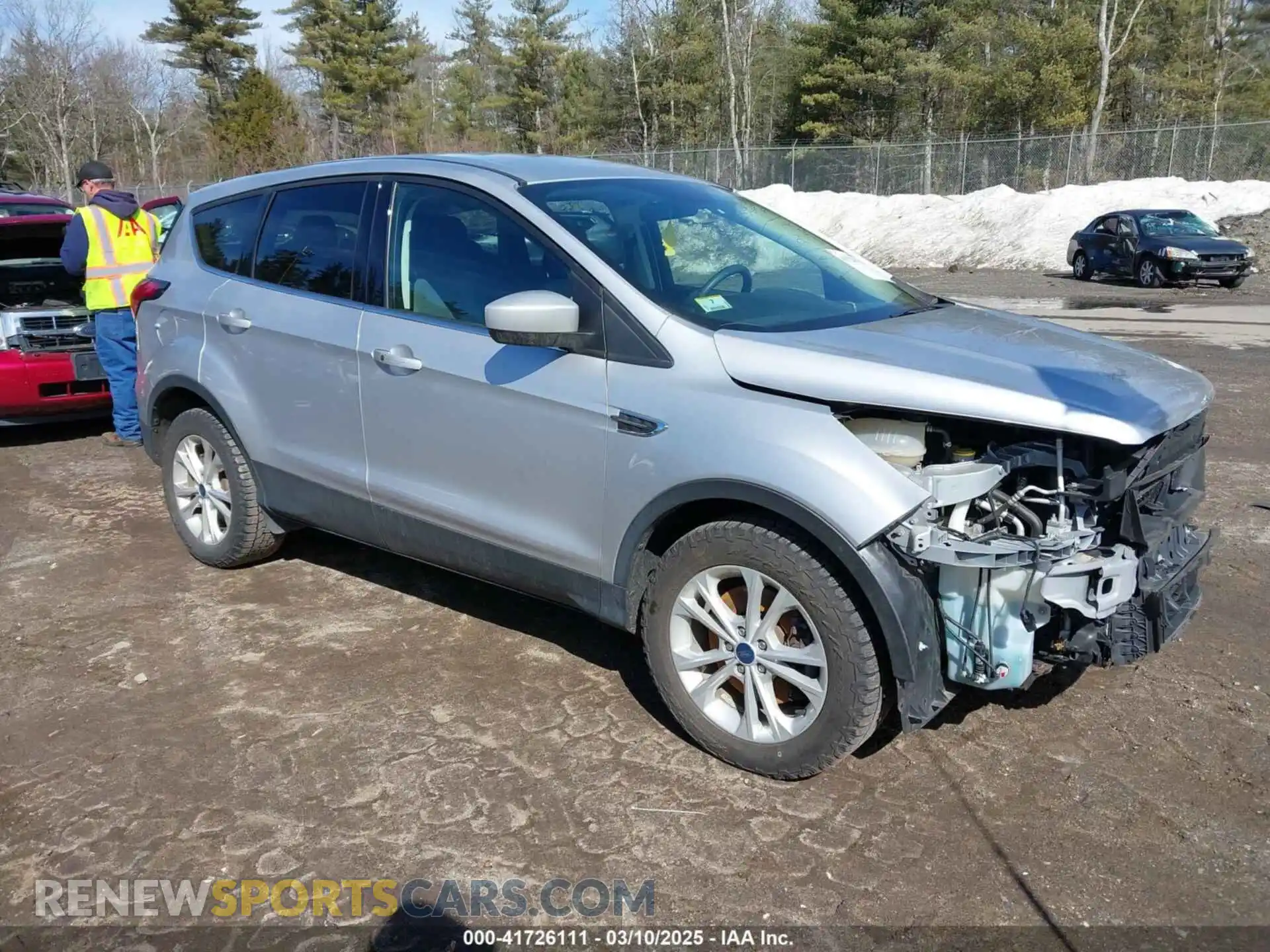 1 Photograph of a damaged car 1FMCU9GD3KUA72879 FORD ESCAPE 2019