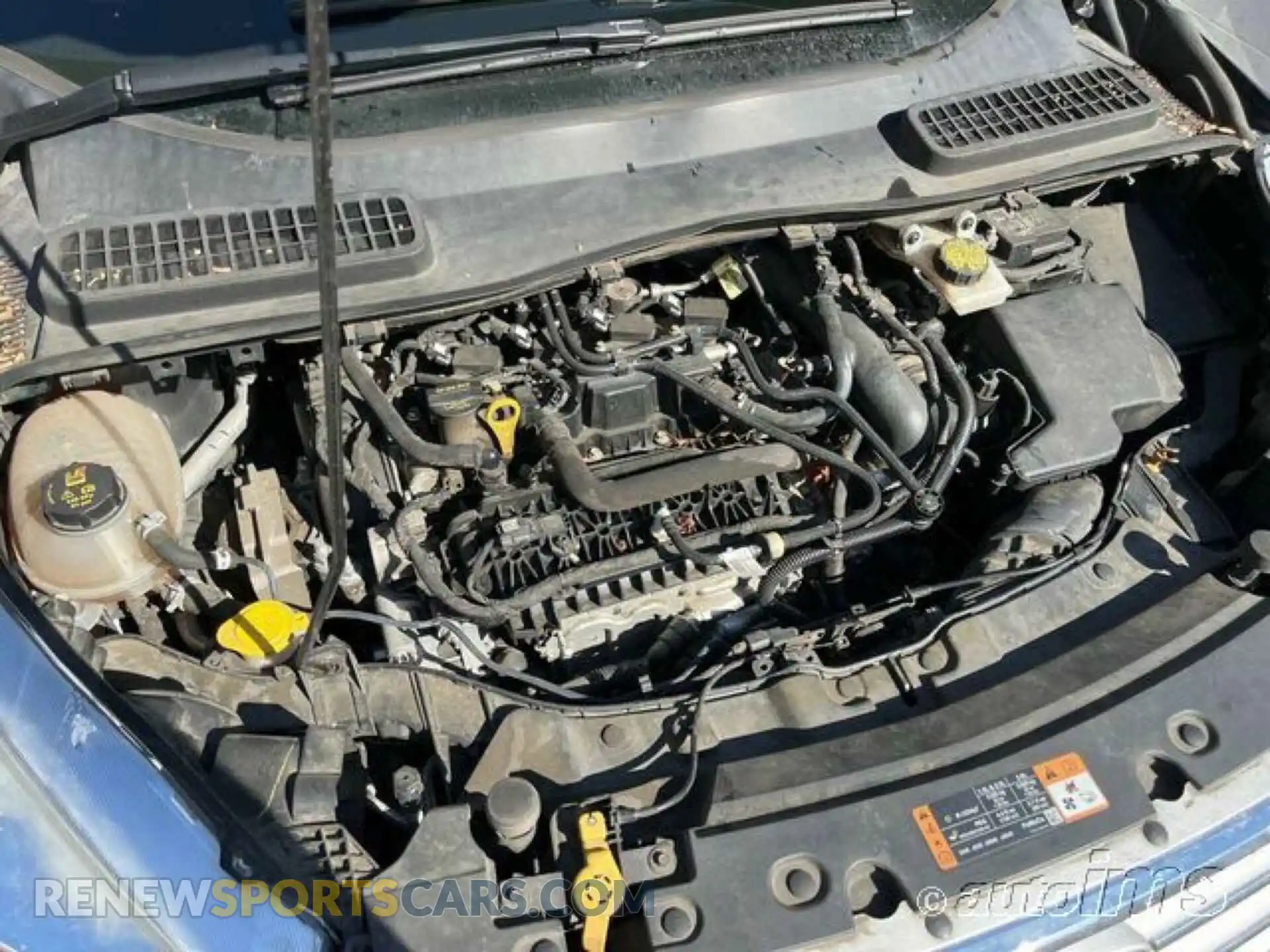 1 Photograph of a damaged car 1FMCU9GD3KUB33437 FORD ESCAPE 2019