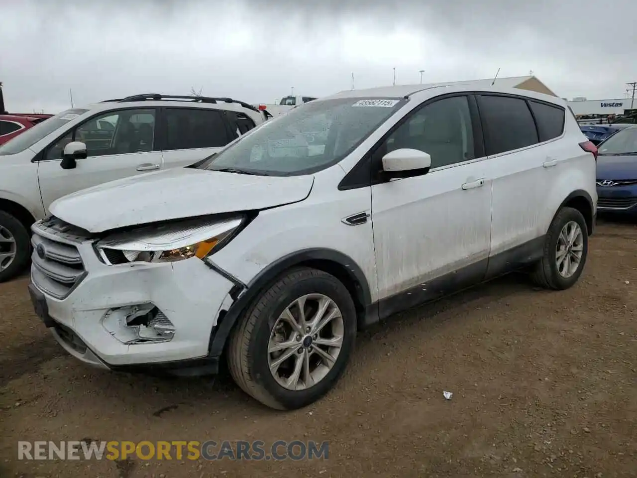 1 Photograph of a damaged car 1FMCU9GD3KUB60234 FORD ESCAPE 2019