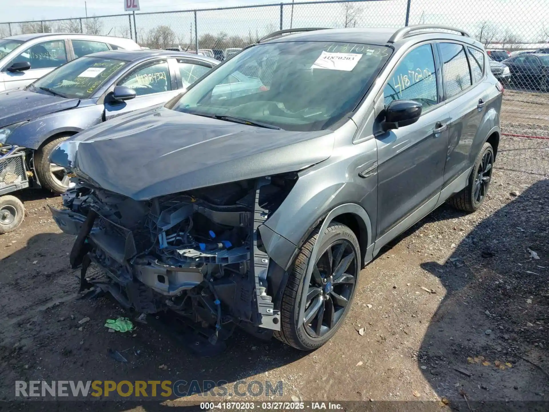 2 fotografías del automóvil dañado 1FMCU9GD4KUA39745 FORD ESCAPE 2019