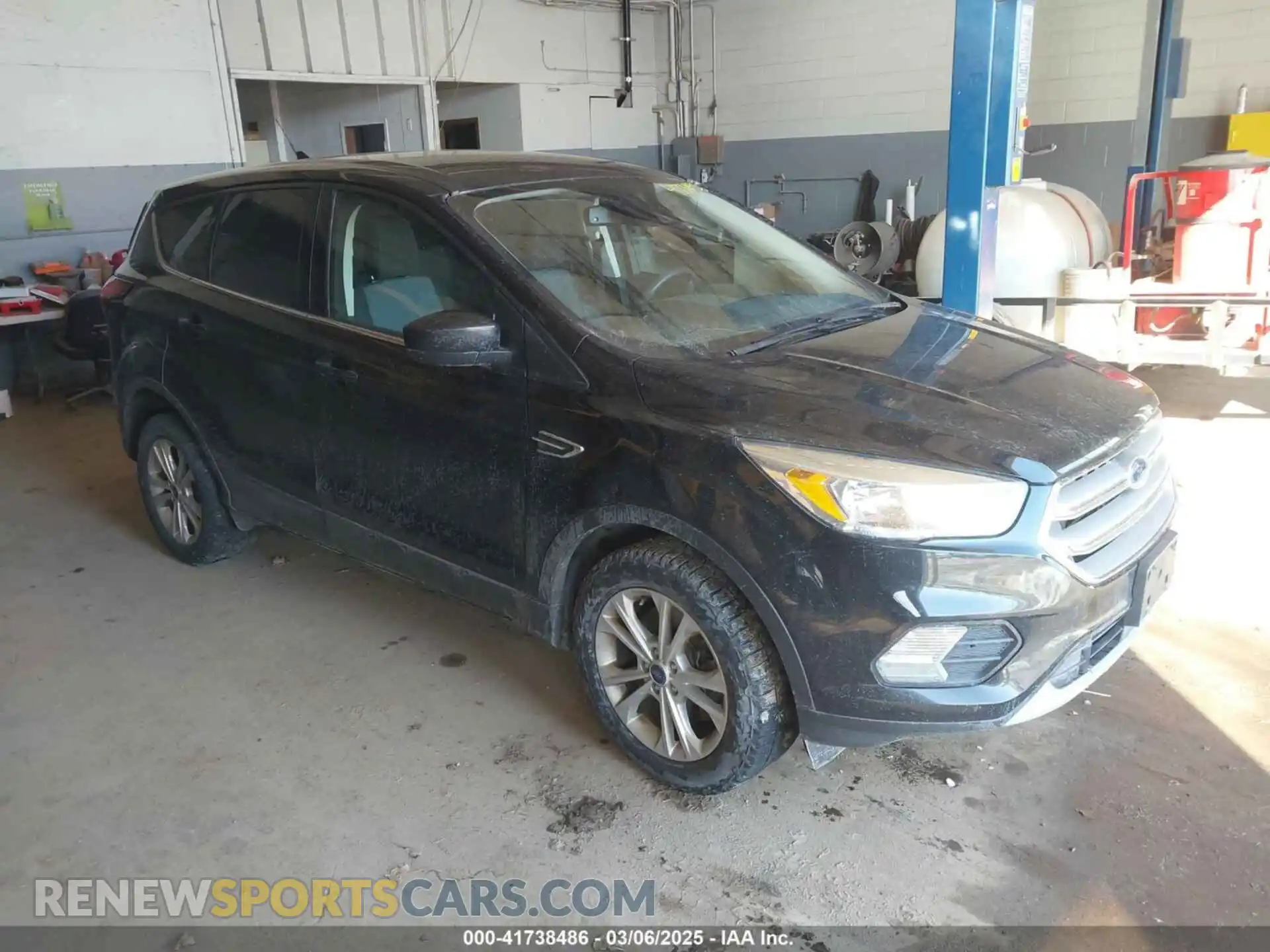1 fotografías del automóvil dañado 1FMCU9GD4KUB68746 FORD ESCAPE 2019