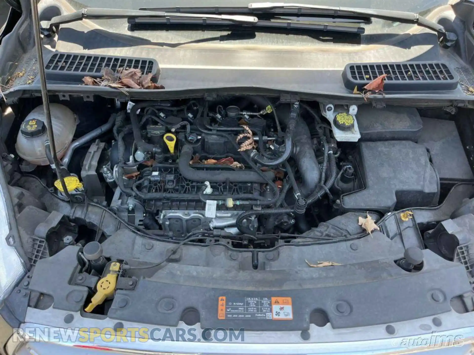 3 Photograph of a damaged car 1FMCU9GD4KUB82534 FORD ESCAPE 2019