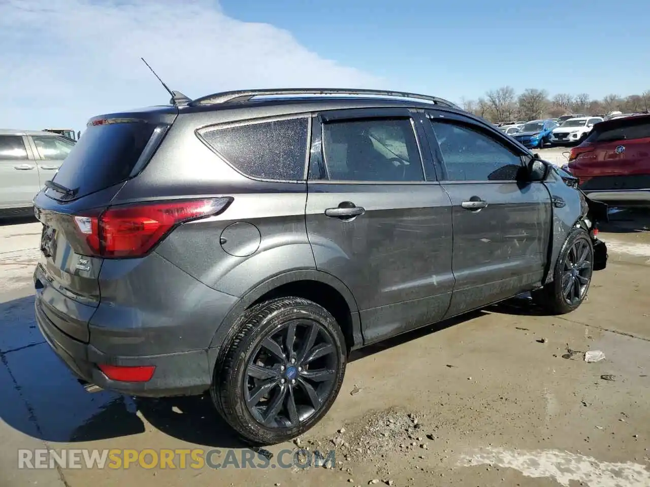 3 Photograph of a damaged car 1FMCU9GD4KUB85496 FORD ESCAPE 2019