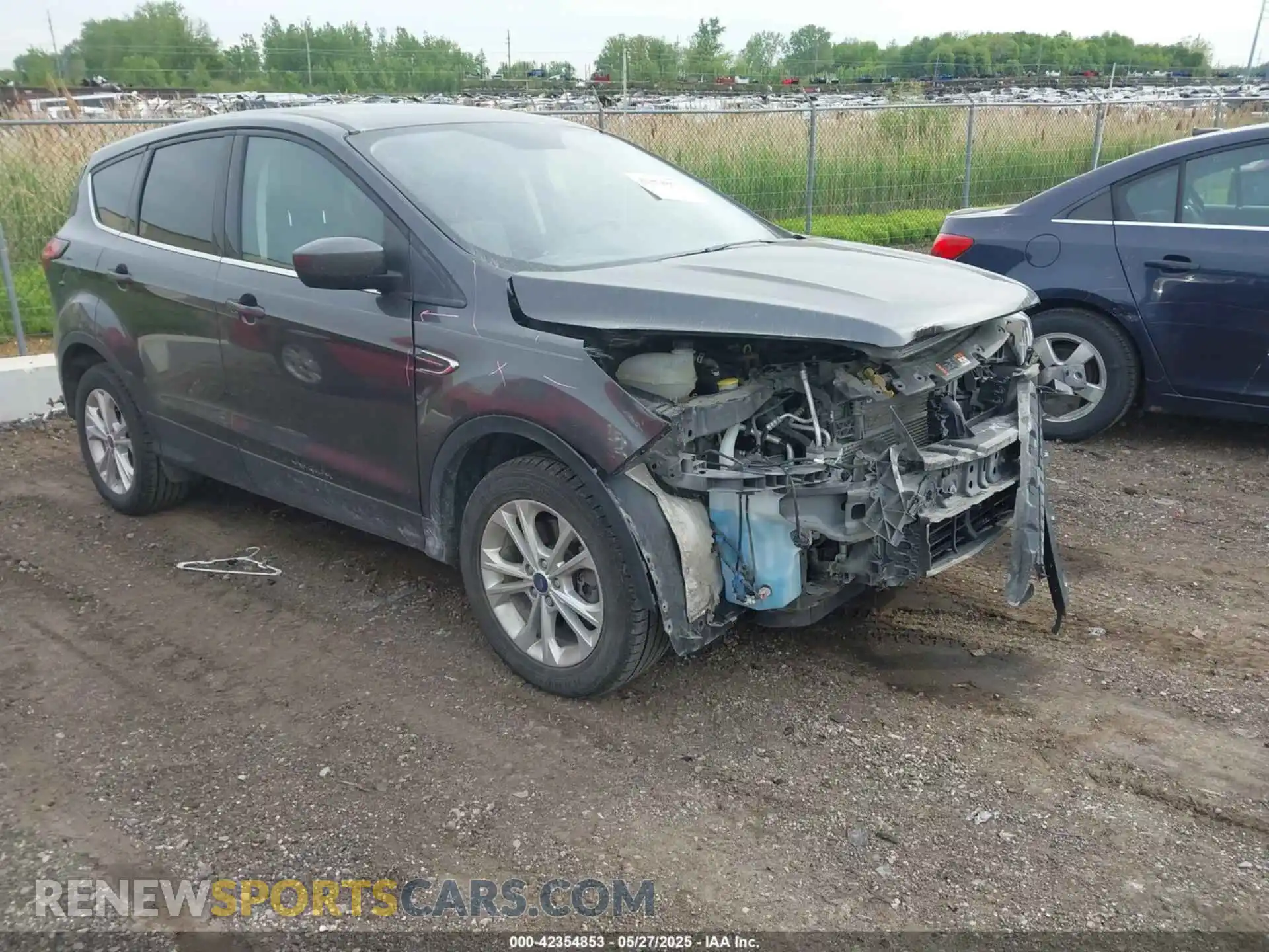 1 fotografías del automóvil dañado 1FMCU9GD4KUC00465 FORD ESCAPE 2019