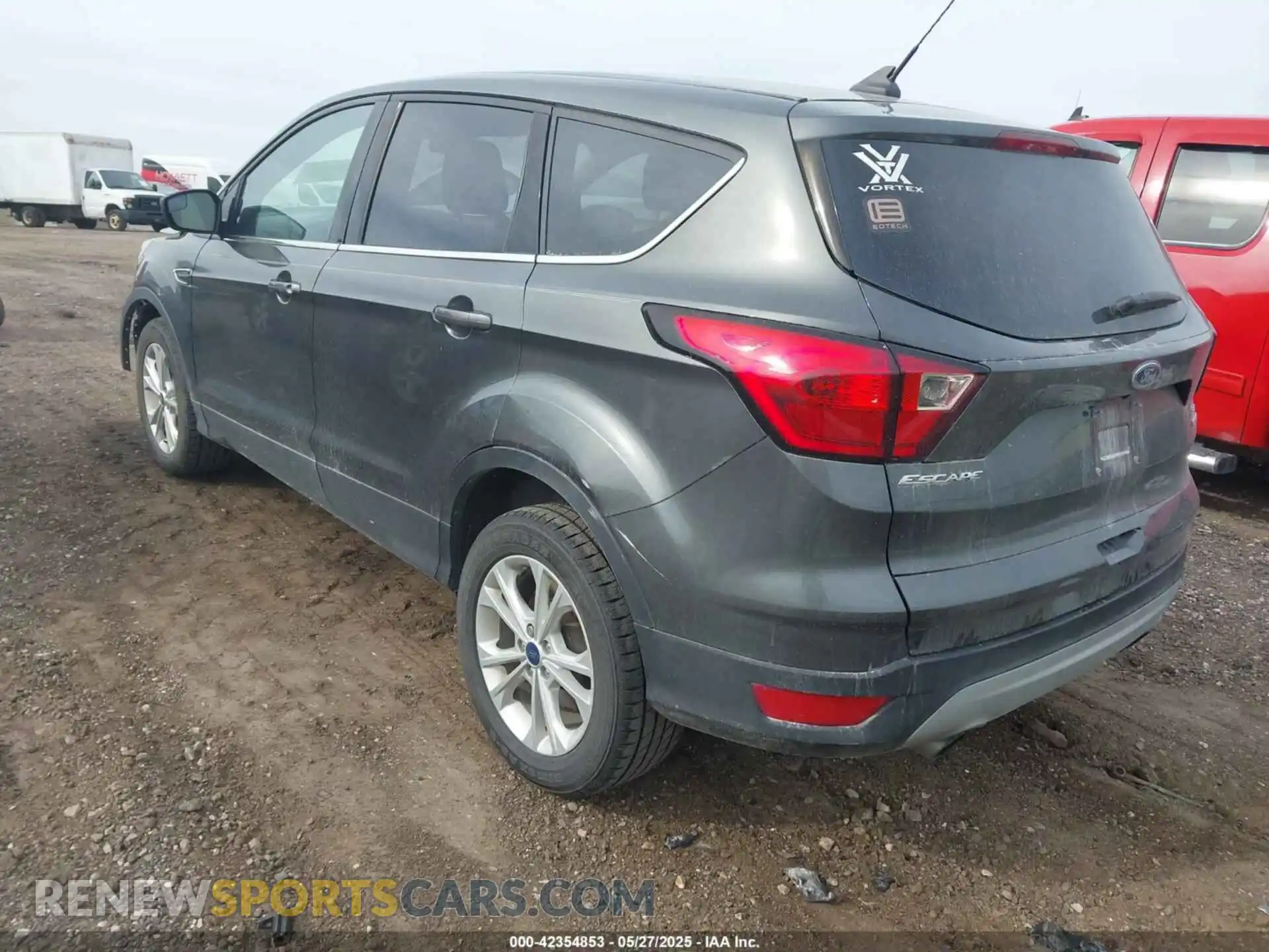 3 fotografías del automóvil dañado 1FMCU9GD4KUC00465 FORD ESCAPE 2019