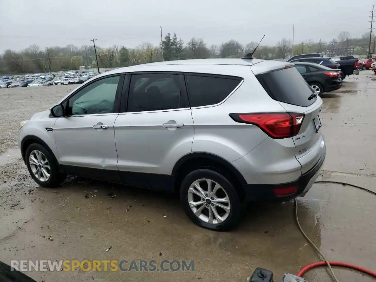 2 Photograph of a damaged car 1FMCU9GD4KUC07433 FORD ESCAPE 2019
