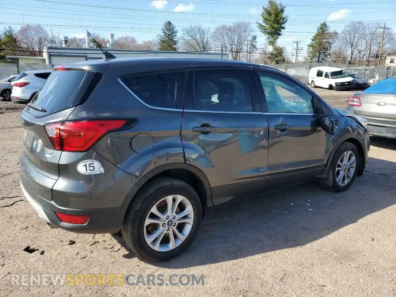 3 Photograph of a damaged car 1FMCU9GD5KUC18649 FORD ESCAPE 2019