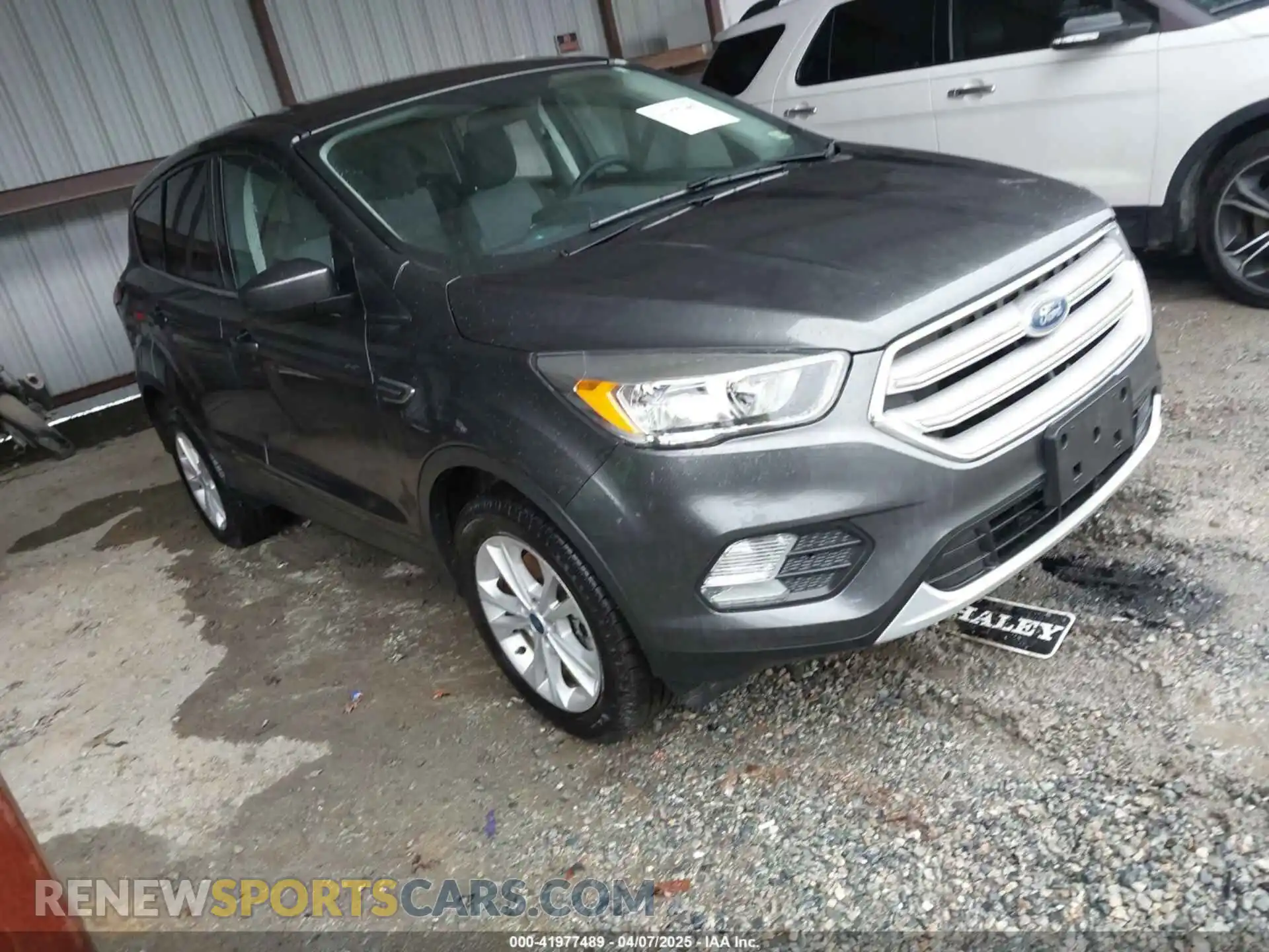 1 fotografías del automóvil dañado 1FMCU9GD5KUC21311 FORD ESCAPE 2019