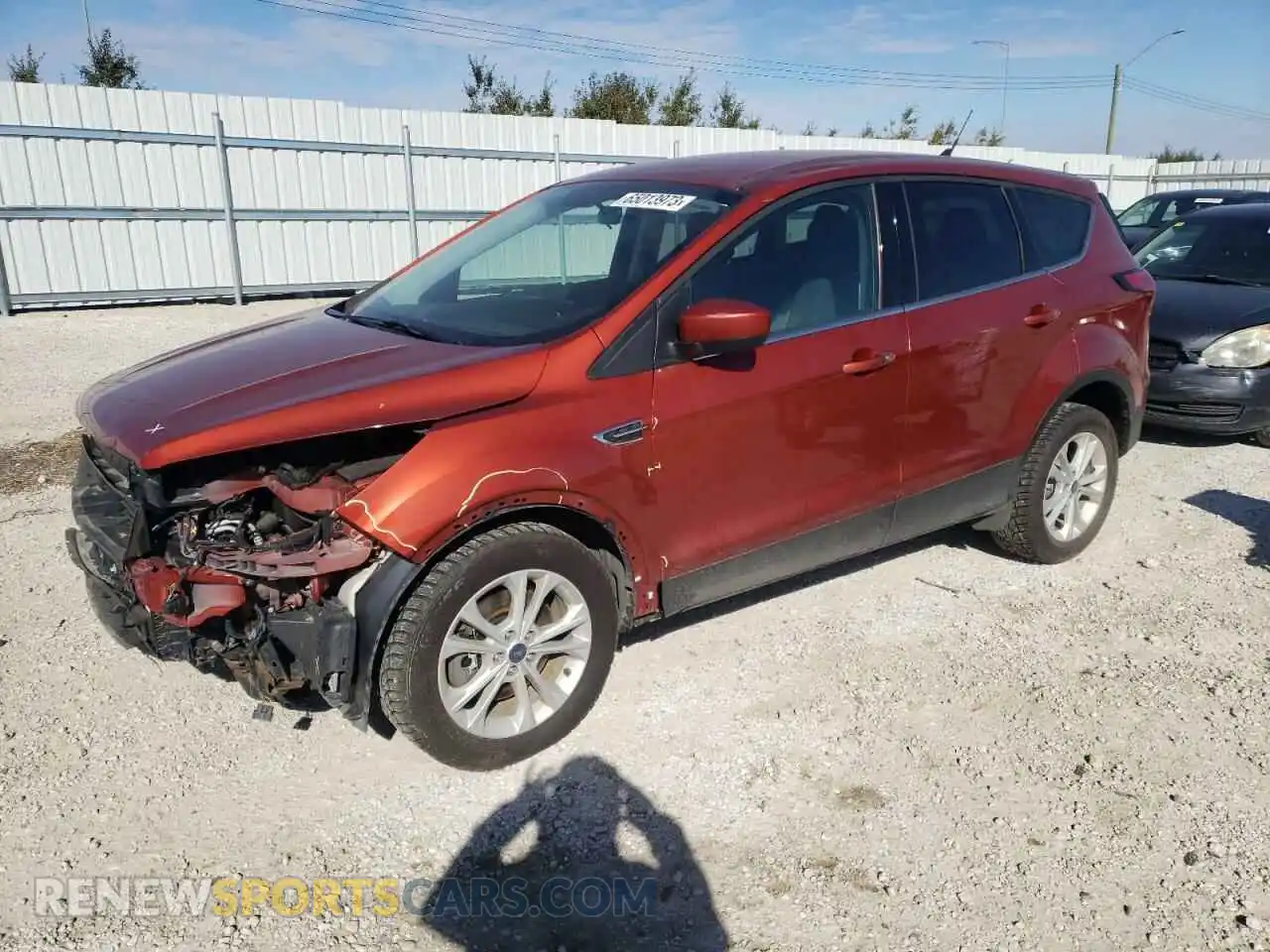1 Photograph of a damaged car 1FMCU9GD6KUC10866 FORD ESCAPE 2019