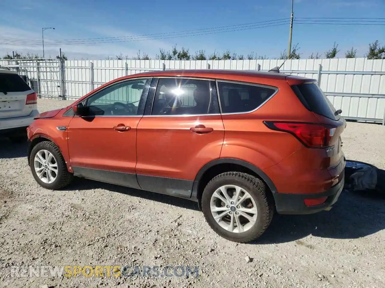 2 Photograph of a damaged car 1FMCU9GD6KUC10866 FORD ESCAPE 2019