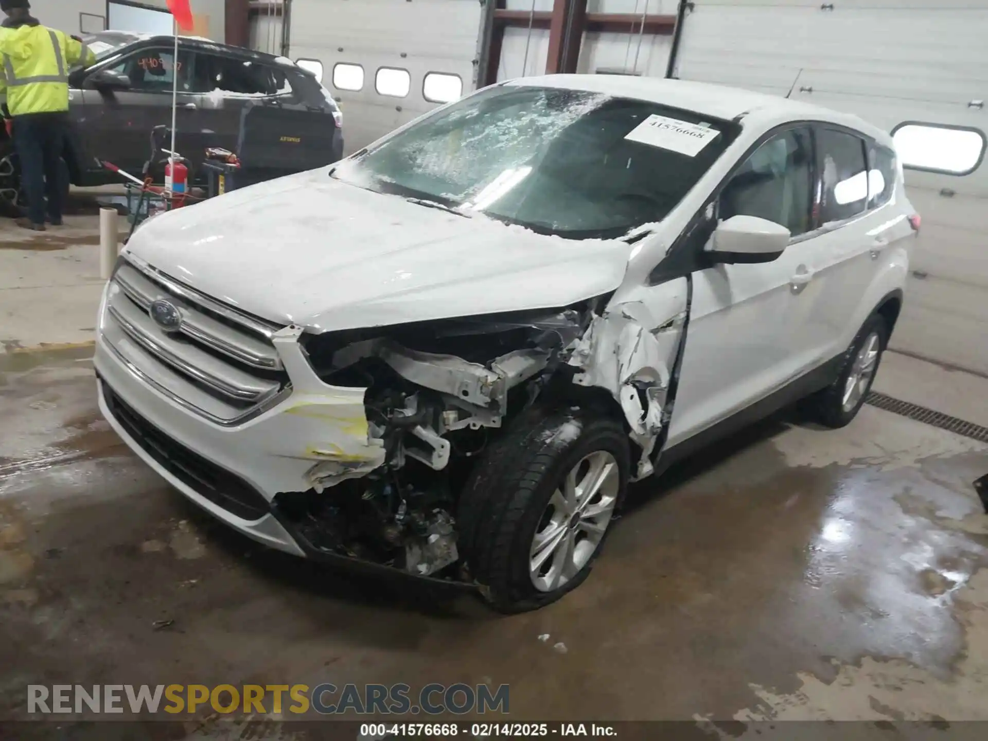 2 Photograph of a damaged car 1FMCU9GD7KUC34075 FORD ESCAPE 2019