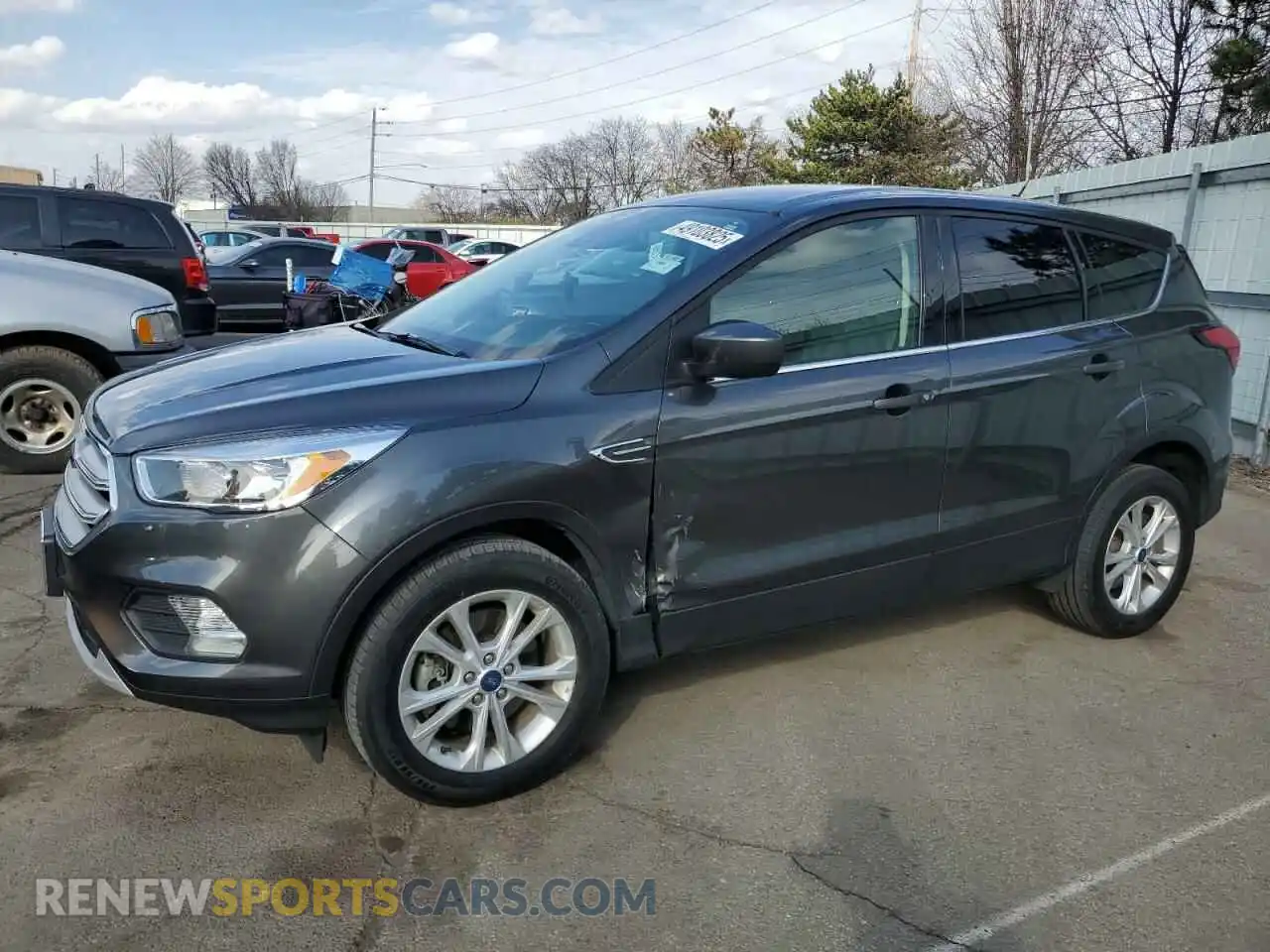 1 Photograph of a damaged car 1FMCU9GD8KUA30952 FORD ESCAPE 2019