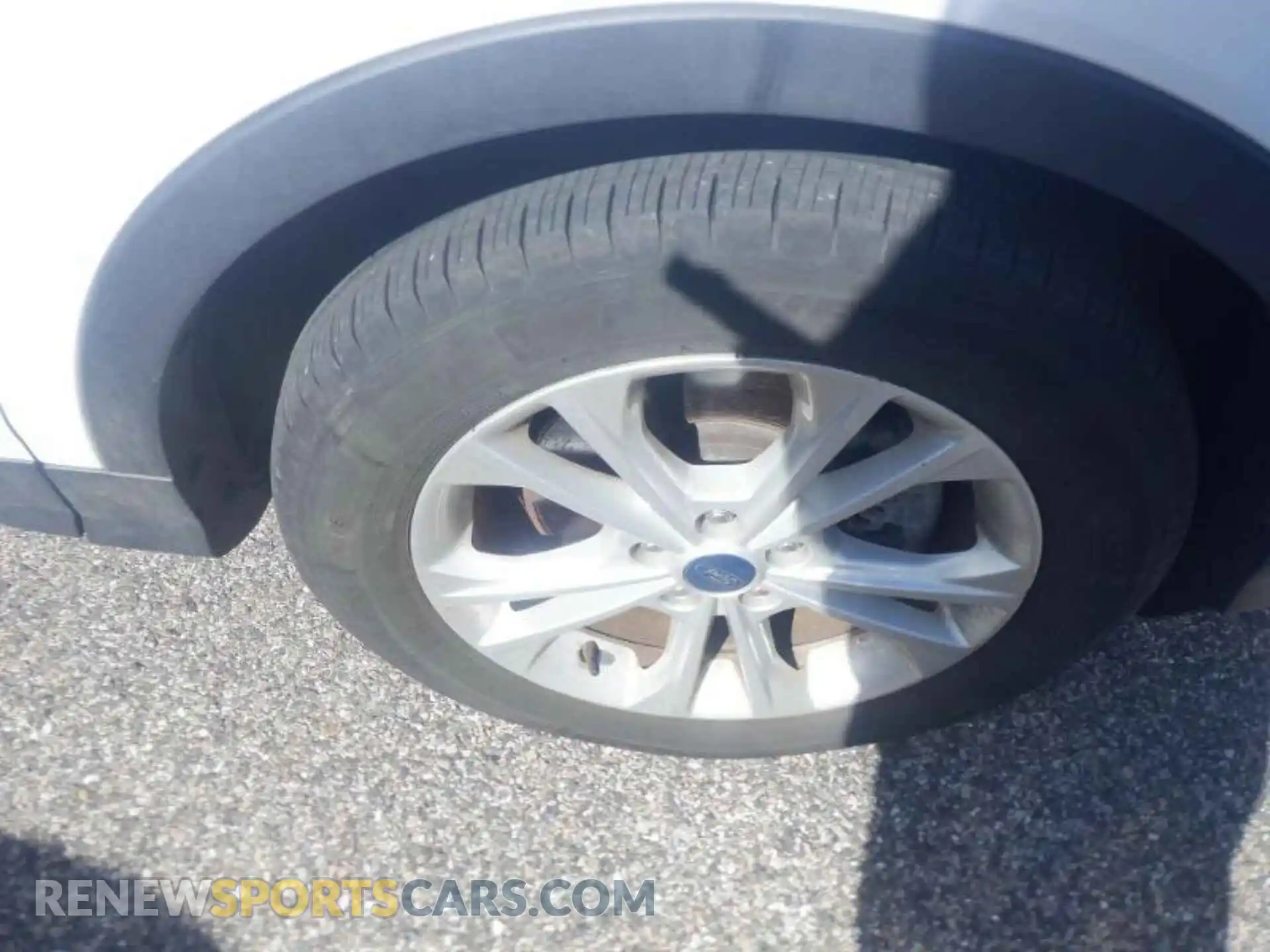 3 Photograph of a damaged car 1FMCU9GD8KUC07547 FORD ESCAPE 2019