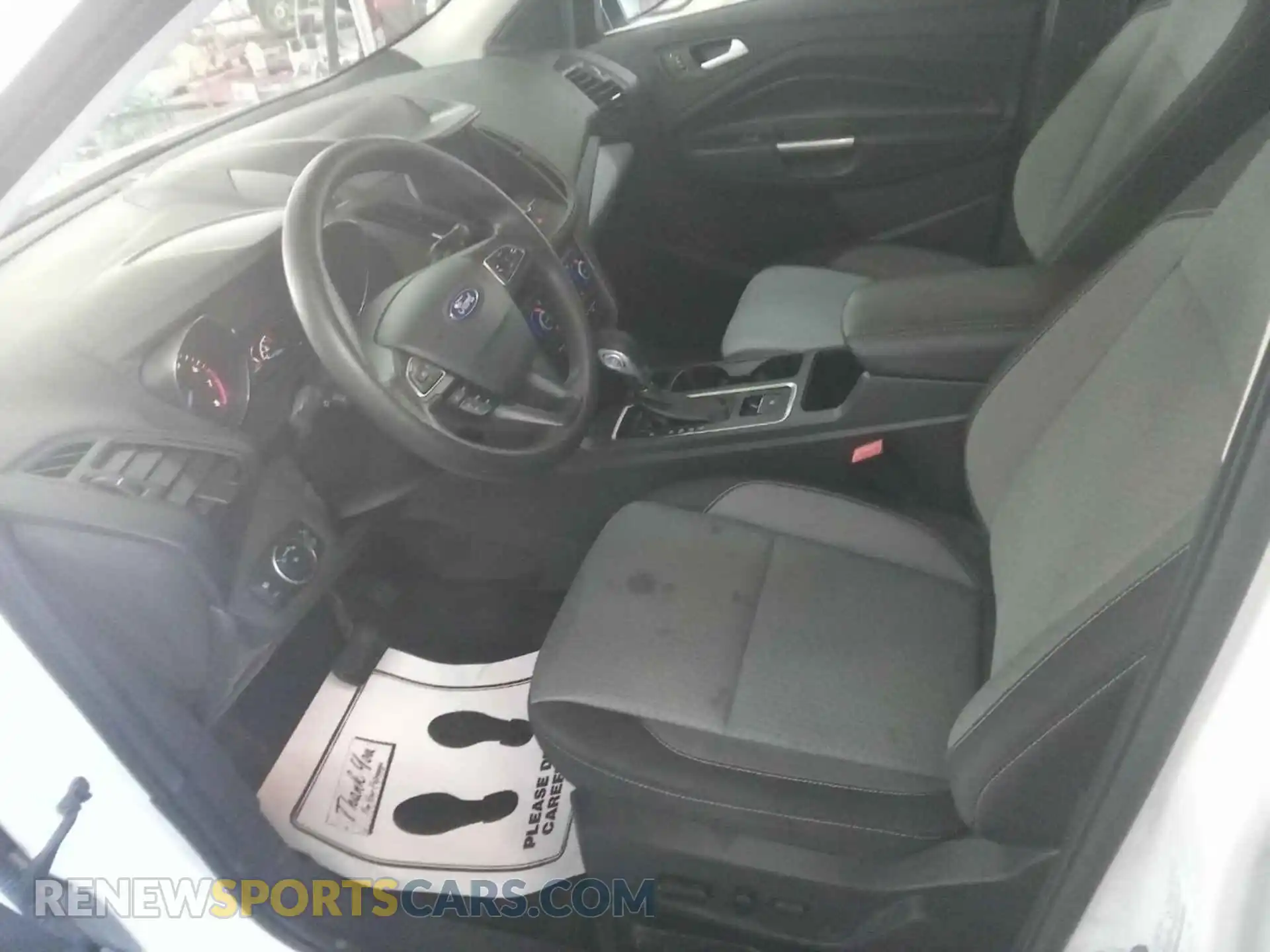 1 Photograph of a damaged car 1FMCU9GD8KUC07788 FORD ESCAPE 2019