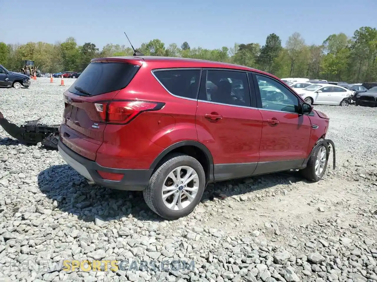 3 Photograph of a damaged car 1FMCU9GD9KUC17505 FORD ESCAPE 2019