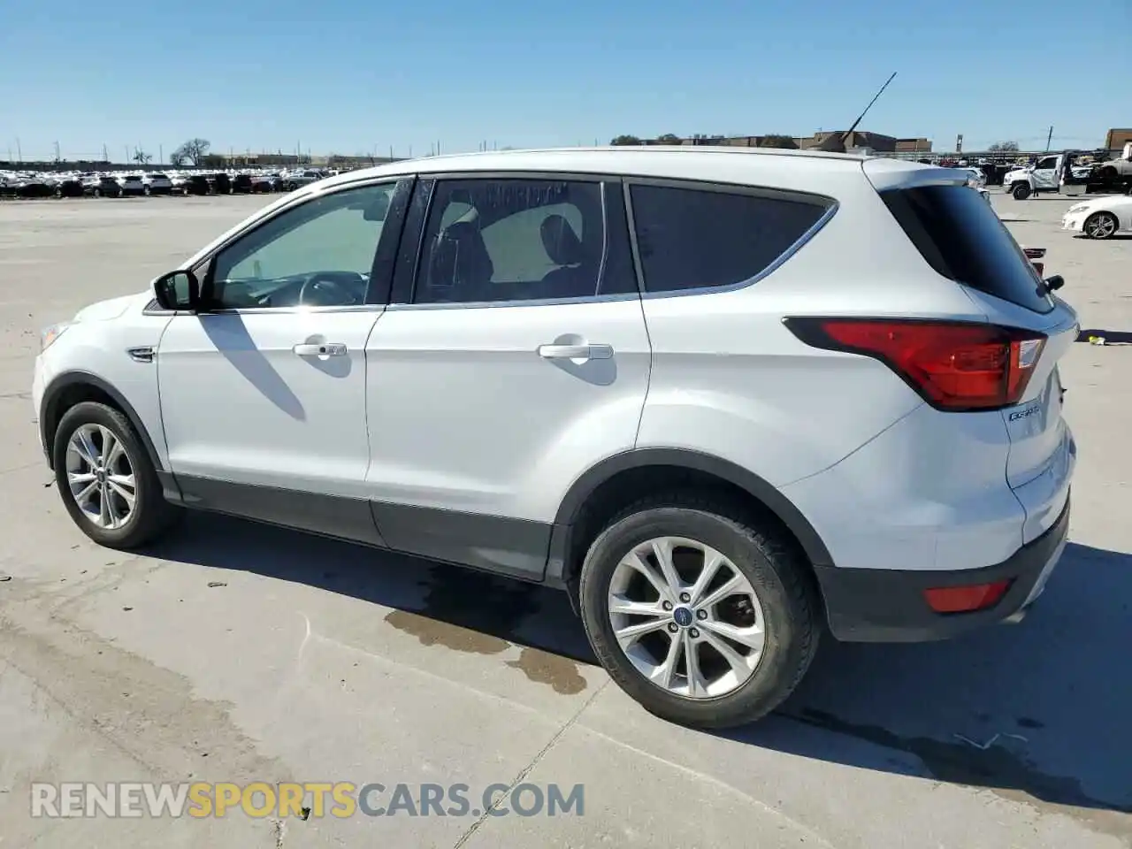 2 Photograph of a damaged car 1FMCU9GDXKUB34844 FORD ESCAPE 2019