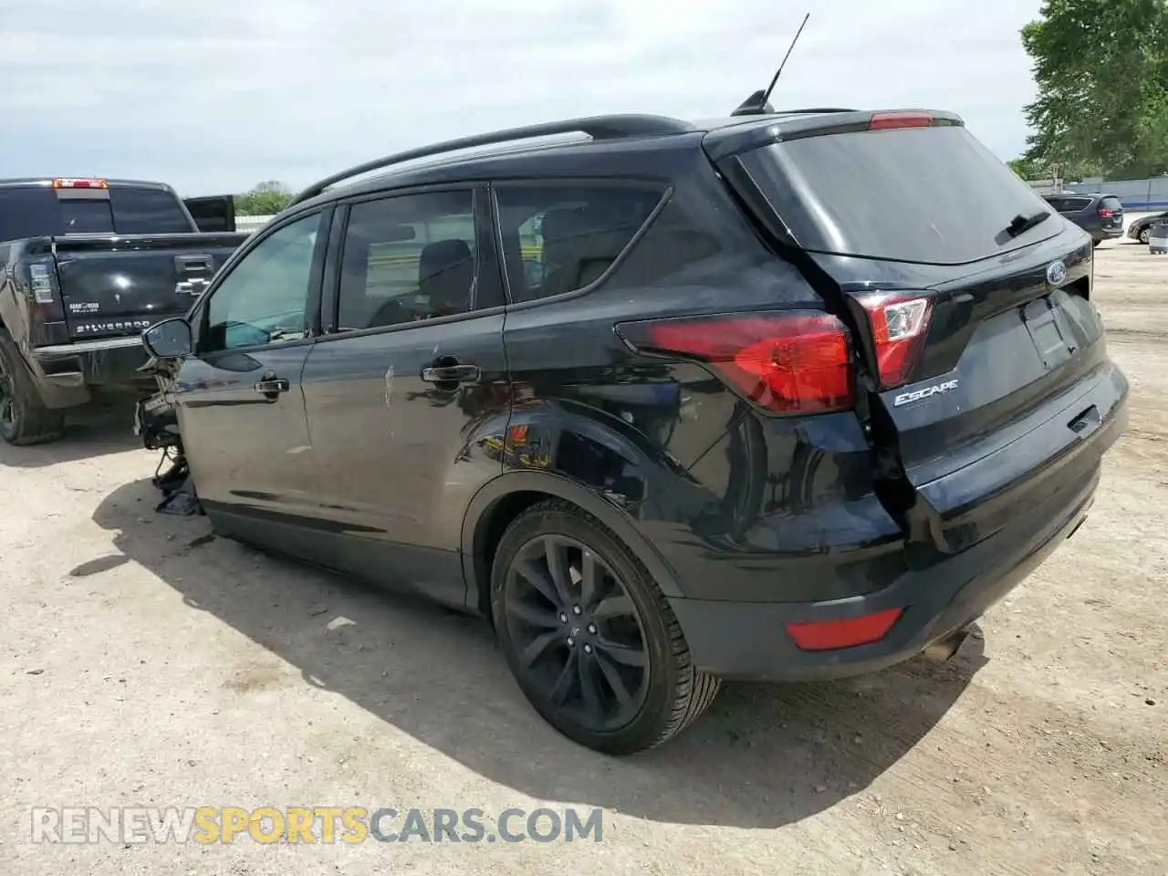 2 Photograph of a damaged car 1FMCU9GDXKUB59677 FORD ESCAPE 2019