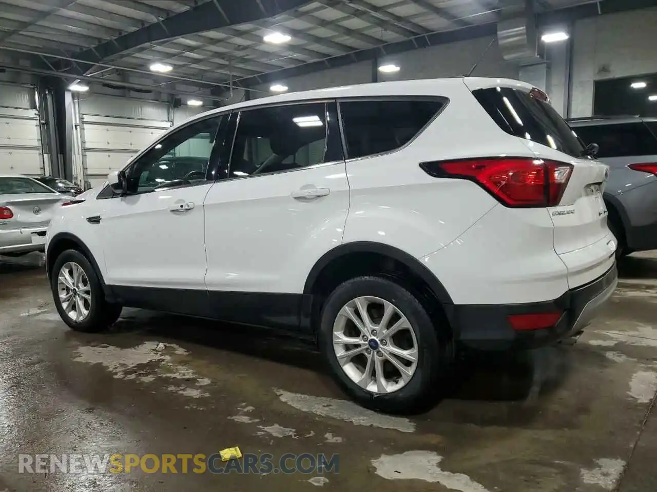 2 Photograph of a damaged car 1FMCU9GDXKUC34183 FORD ESCAPE 2019