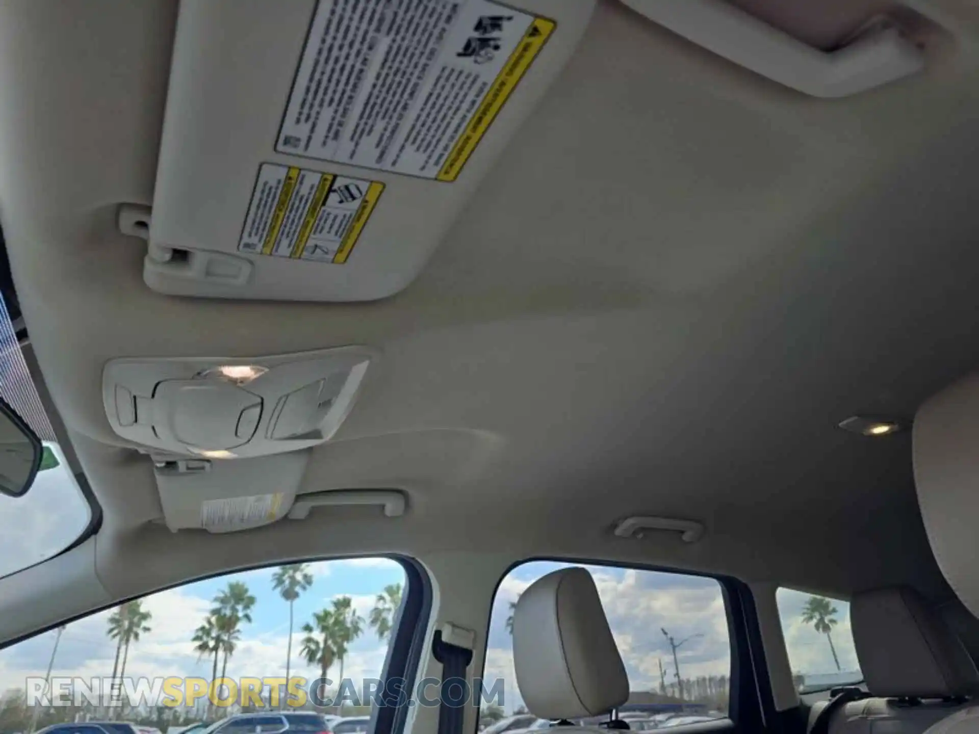 3 Photograph of a damaged car 1FMCU9HD2KUA65565 FORD ESCAPE 2019