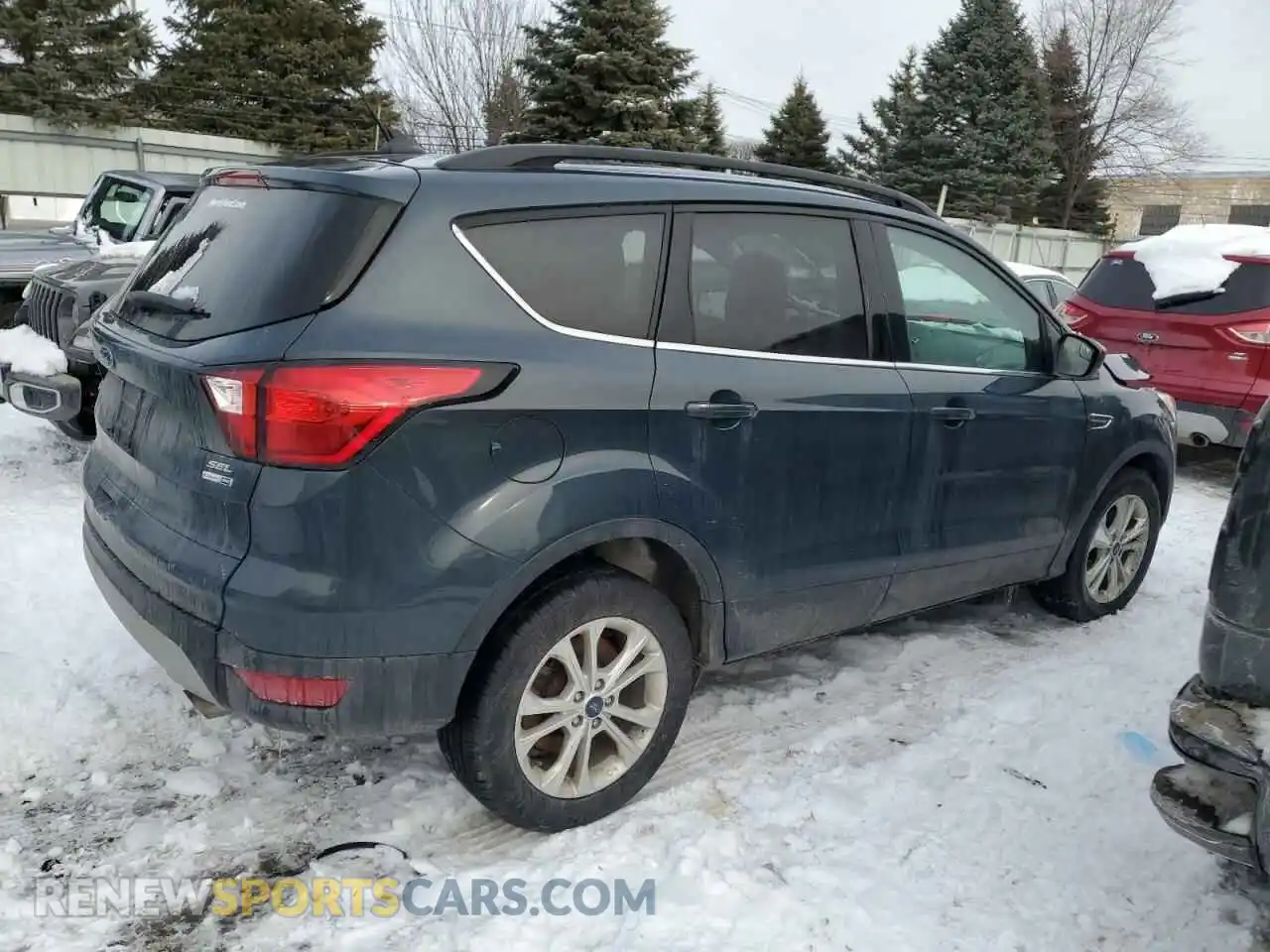 3 Photograph of a damaged car 1FMCU9HD2KUB73944 FORD ESCAPE 2019