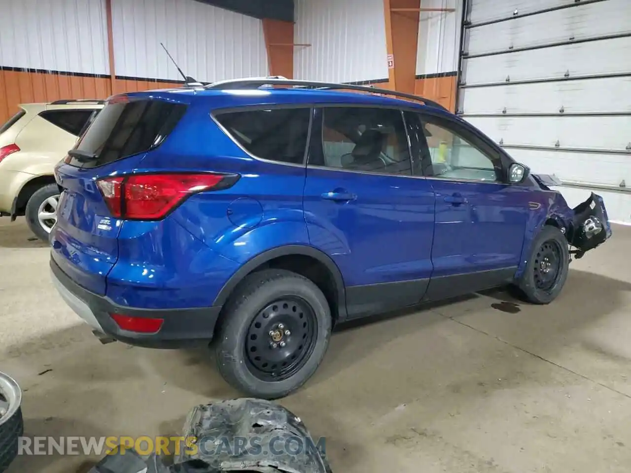 3 Photograph of a damaged car 1FMCU9HD8KUB70322 FORD ESCAPE 2019