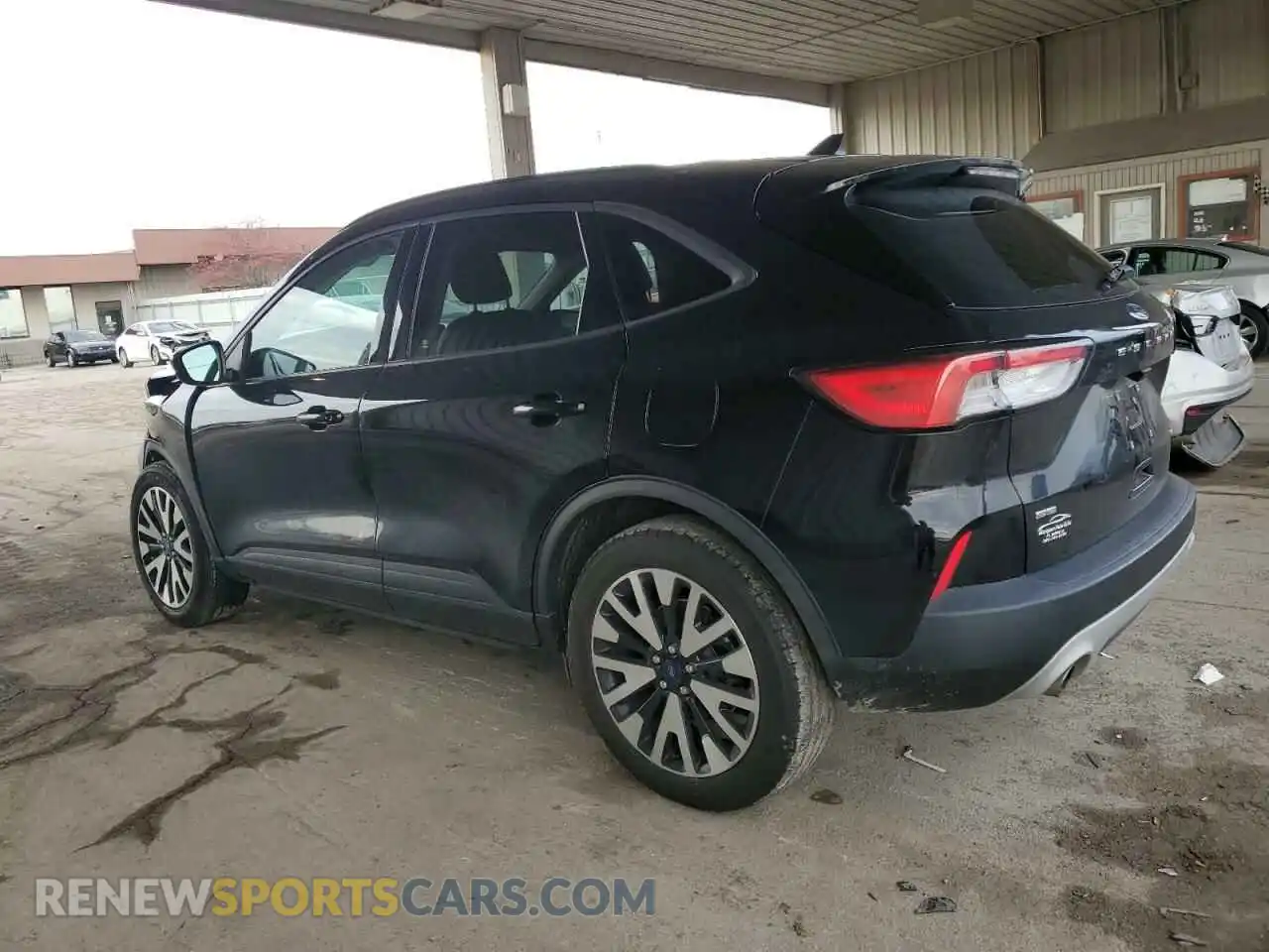 2 Photograph of a damaged car 1FMCU0BZ0LUB44976 FORD ESCAPE 2020