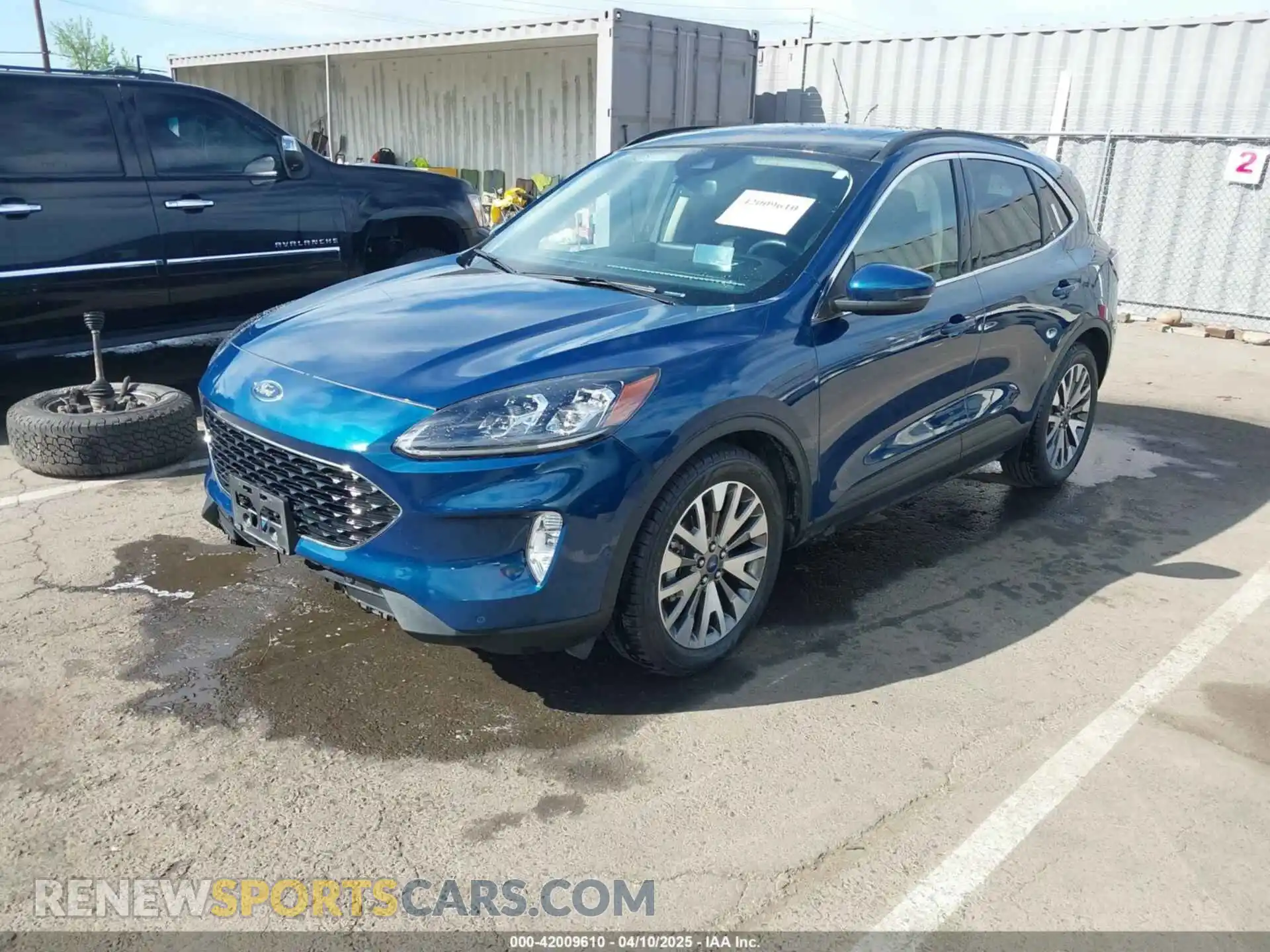 2 Photograph of a damaged car 1FMCU0DZ5LUC48442 FORD ESCAPE 2020