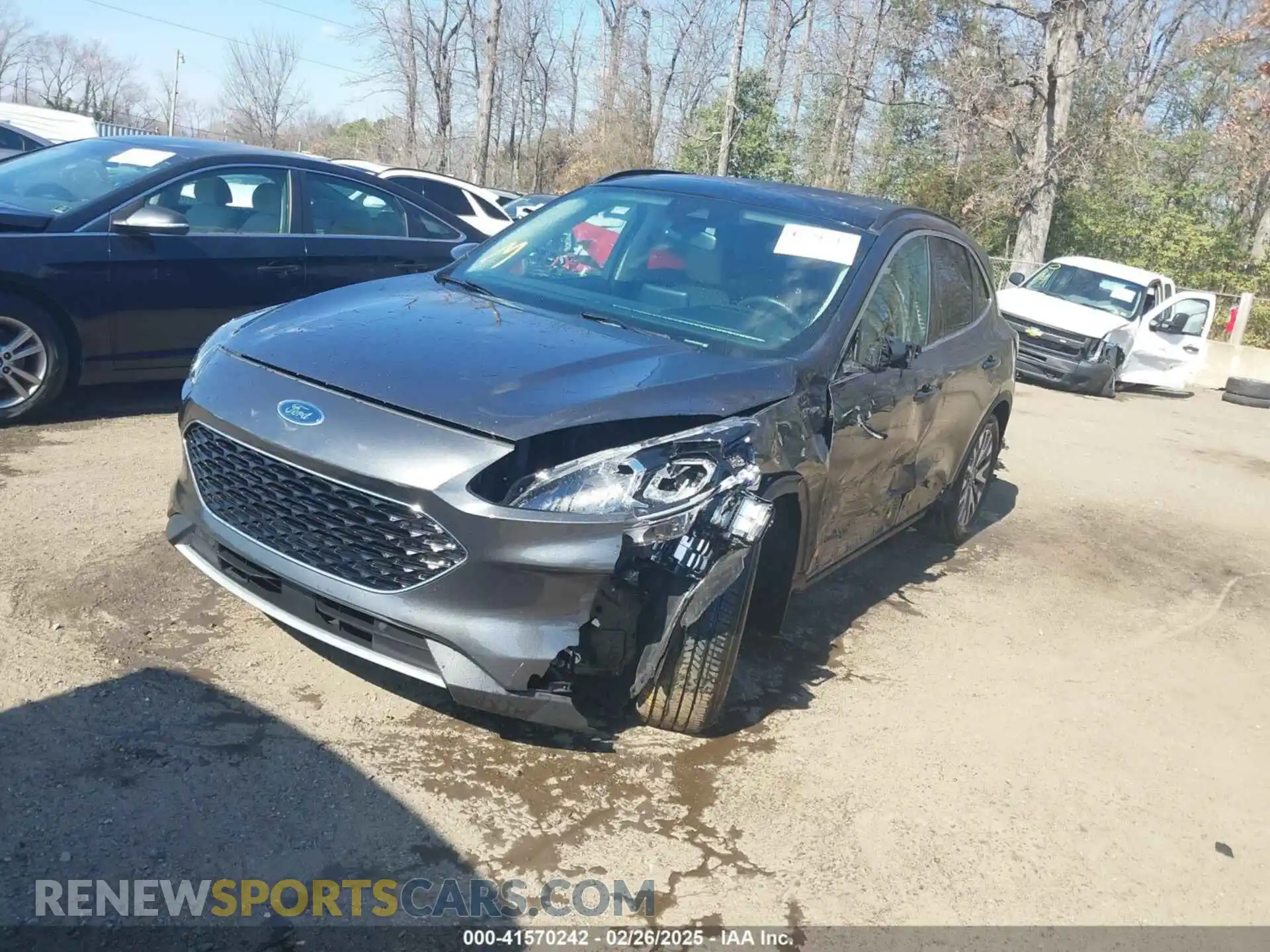 2 Photograph of a damaged car 1FMCU0DZ7LUB57978 FORD ESCAPE 2020