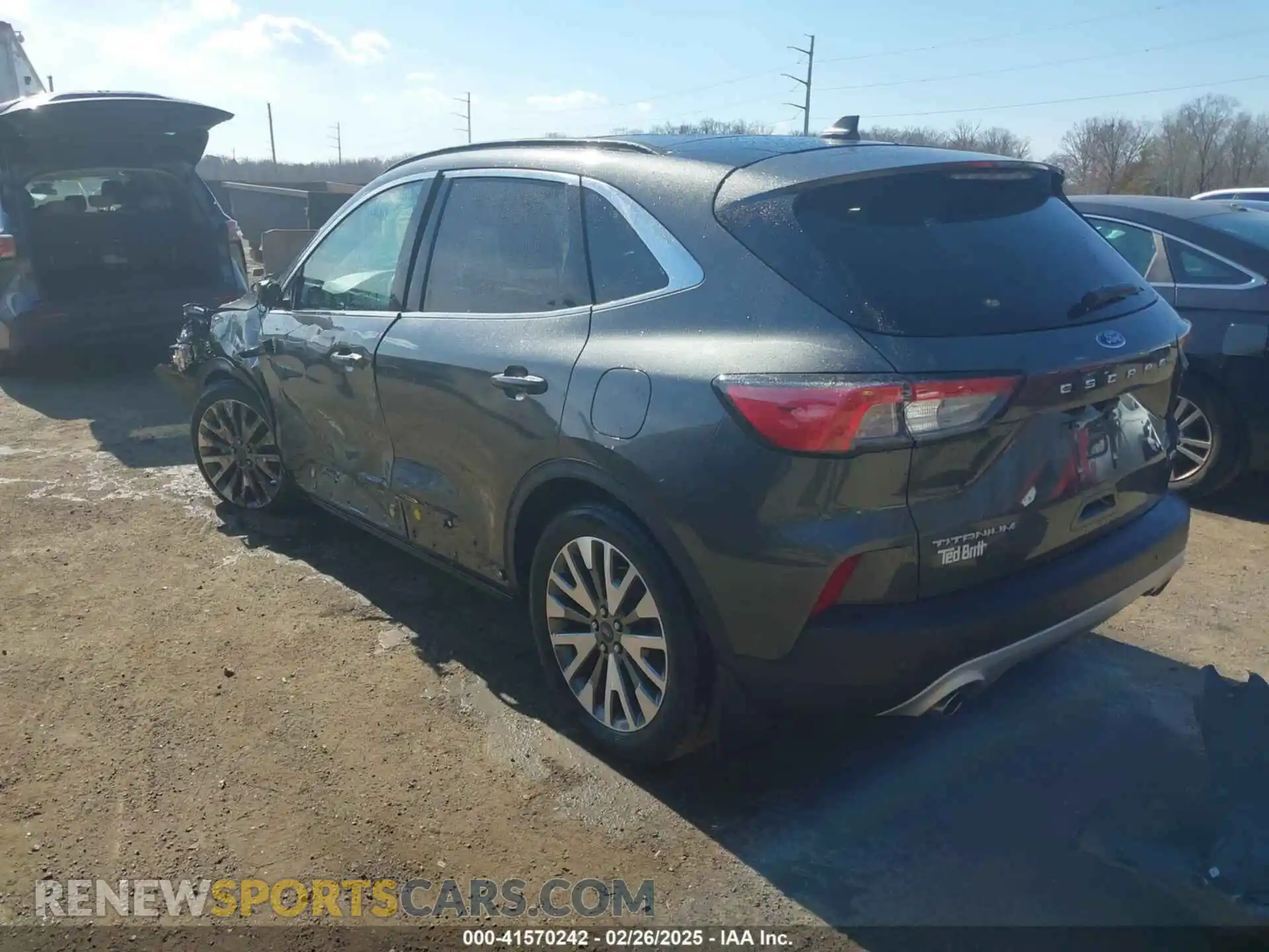 3 Photograph of a damaged car 1FMCU0DZ7LUB57978 FORD ESCAPE 2020