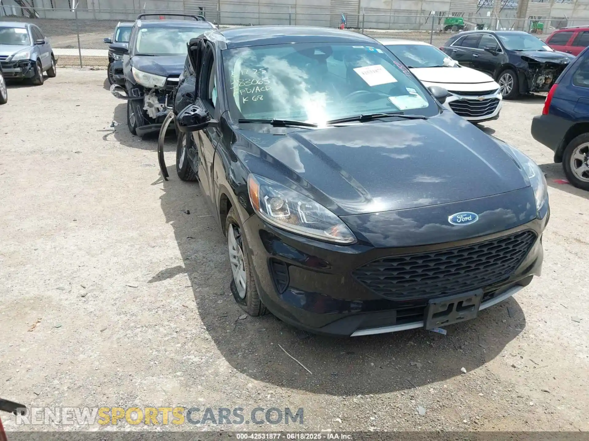 1 Фотография поврежденного автомобиля 1FMCU0F65LUB66679 FORD ESCAPE 2020