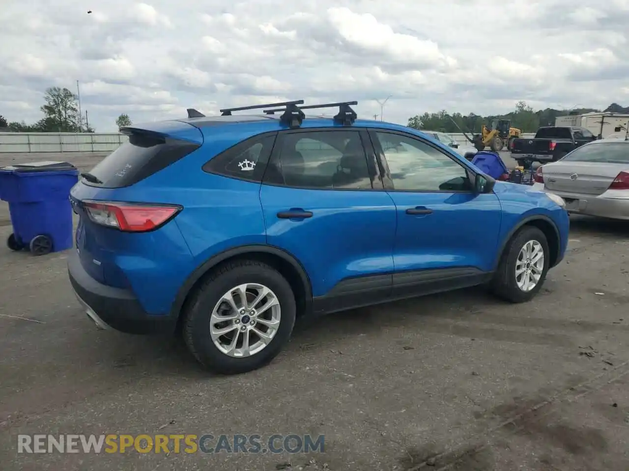 3 Photograph of a damaged car 1FMCU0F65LUC34141 FORD ESCAPE 2020