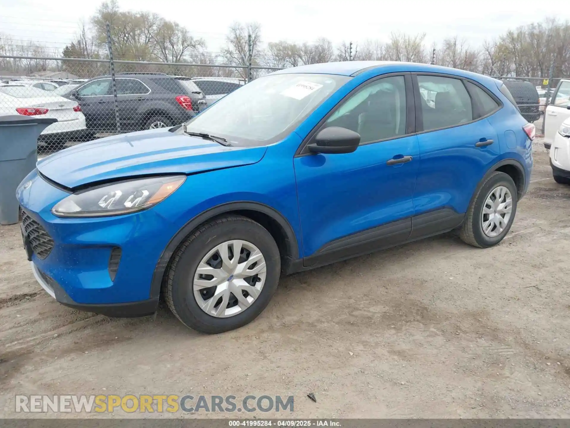 2 Photograph of a damaged car 1FMCU0F67LUB98498 FORD ESCAPE 2020