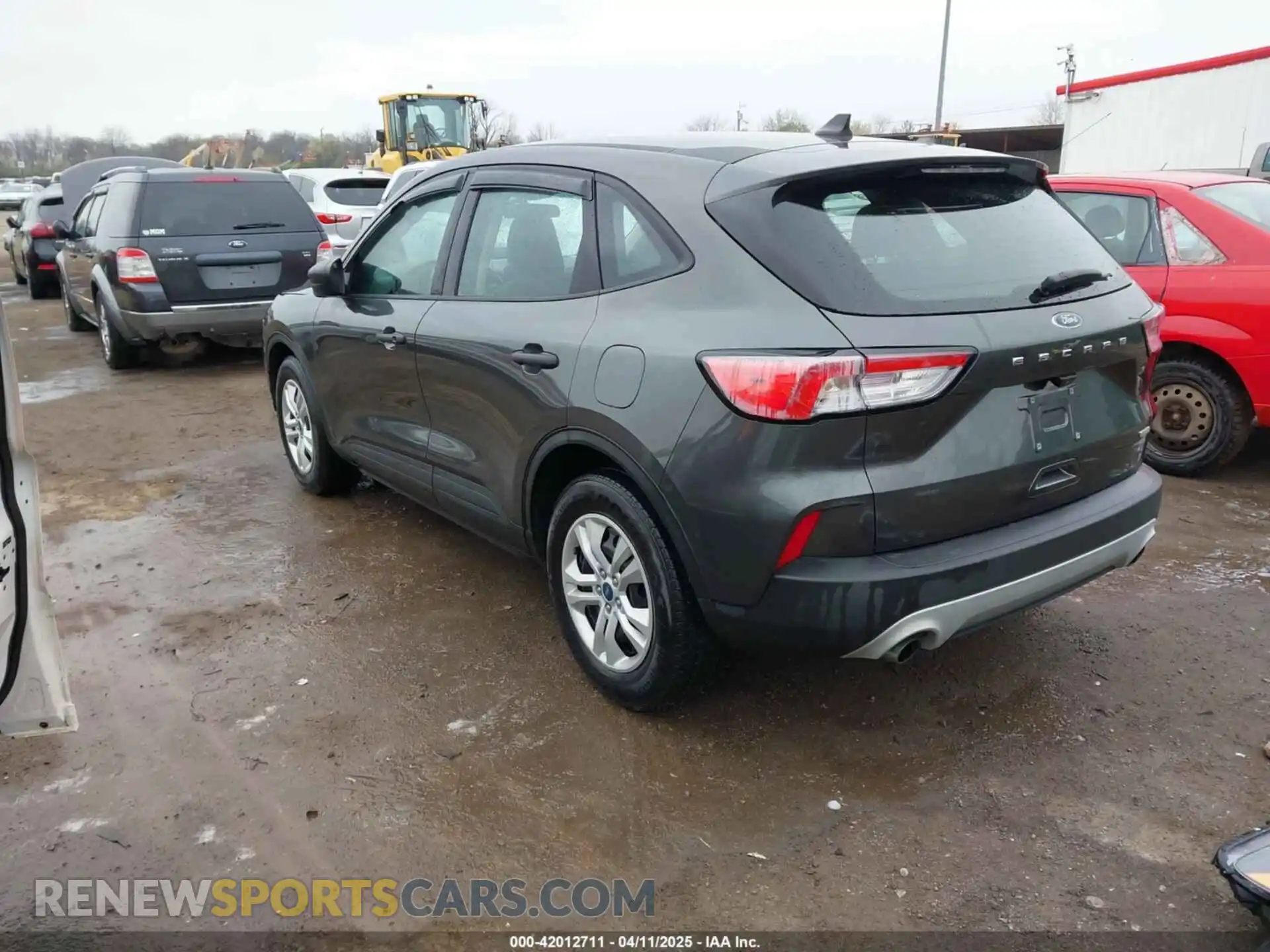 3 Photograph of a damaged car 1FMCU0F67LUC02565 FORD ESCAPE 2020