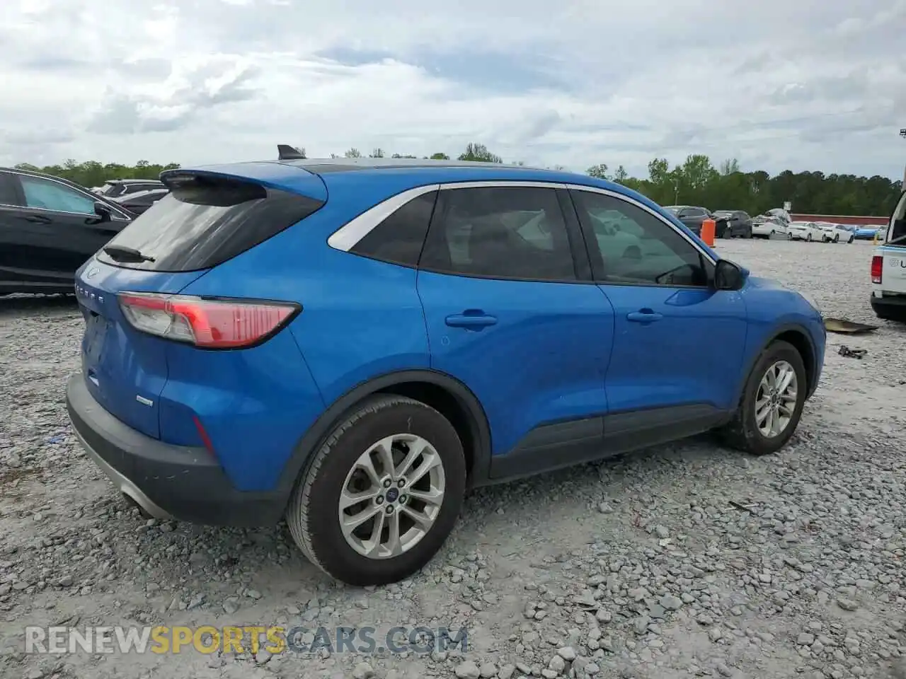 3 Photograph of a damaged car 1FMCU0G60LUB56530 FORD ESCAPE 2020