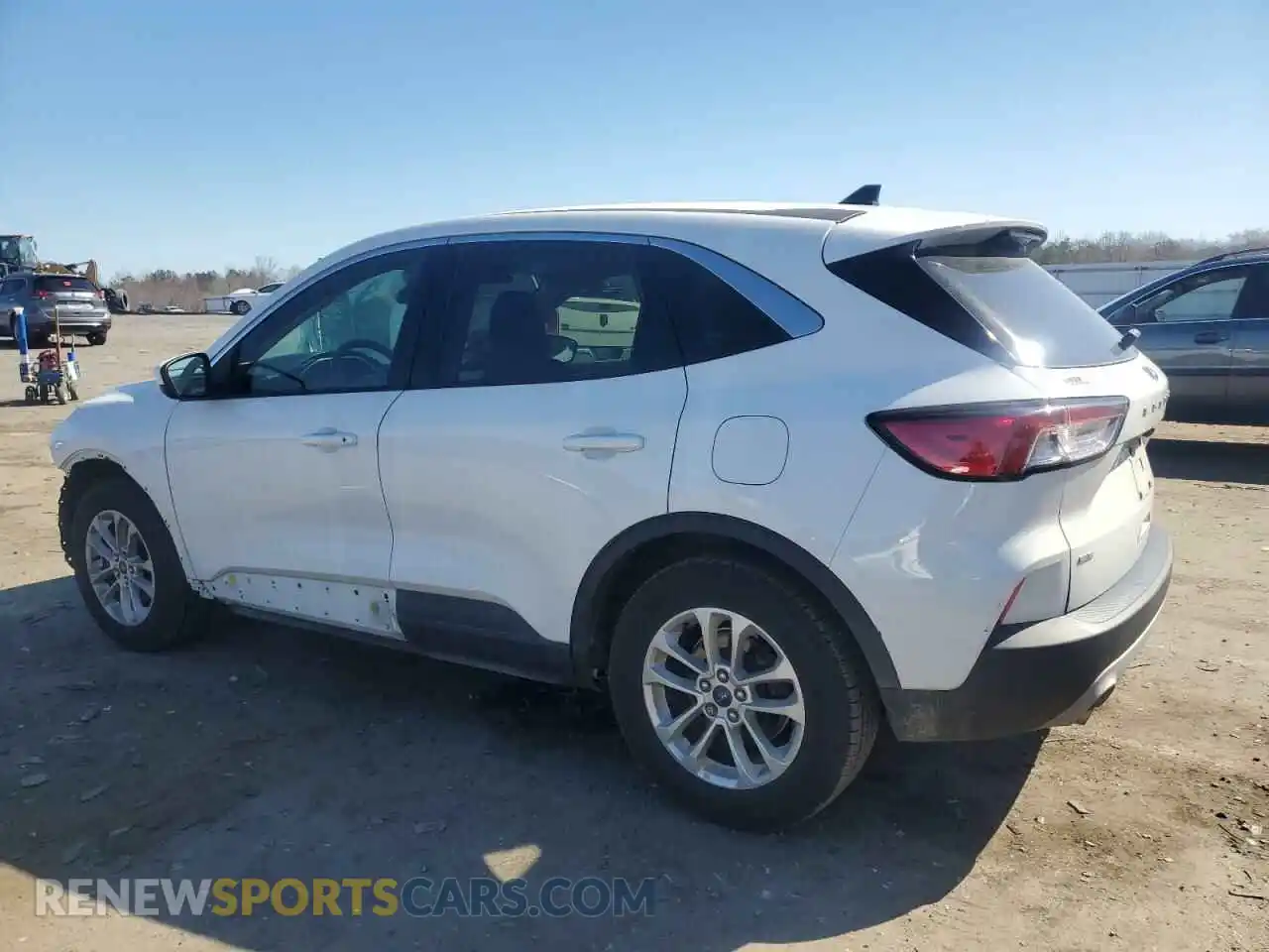 2 Photograph of a damaged car 1FMCU0G61LUA83152 FORD ESCAPE 2020